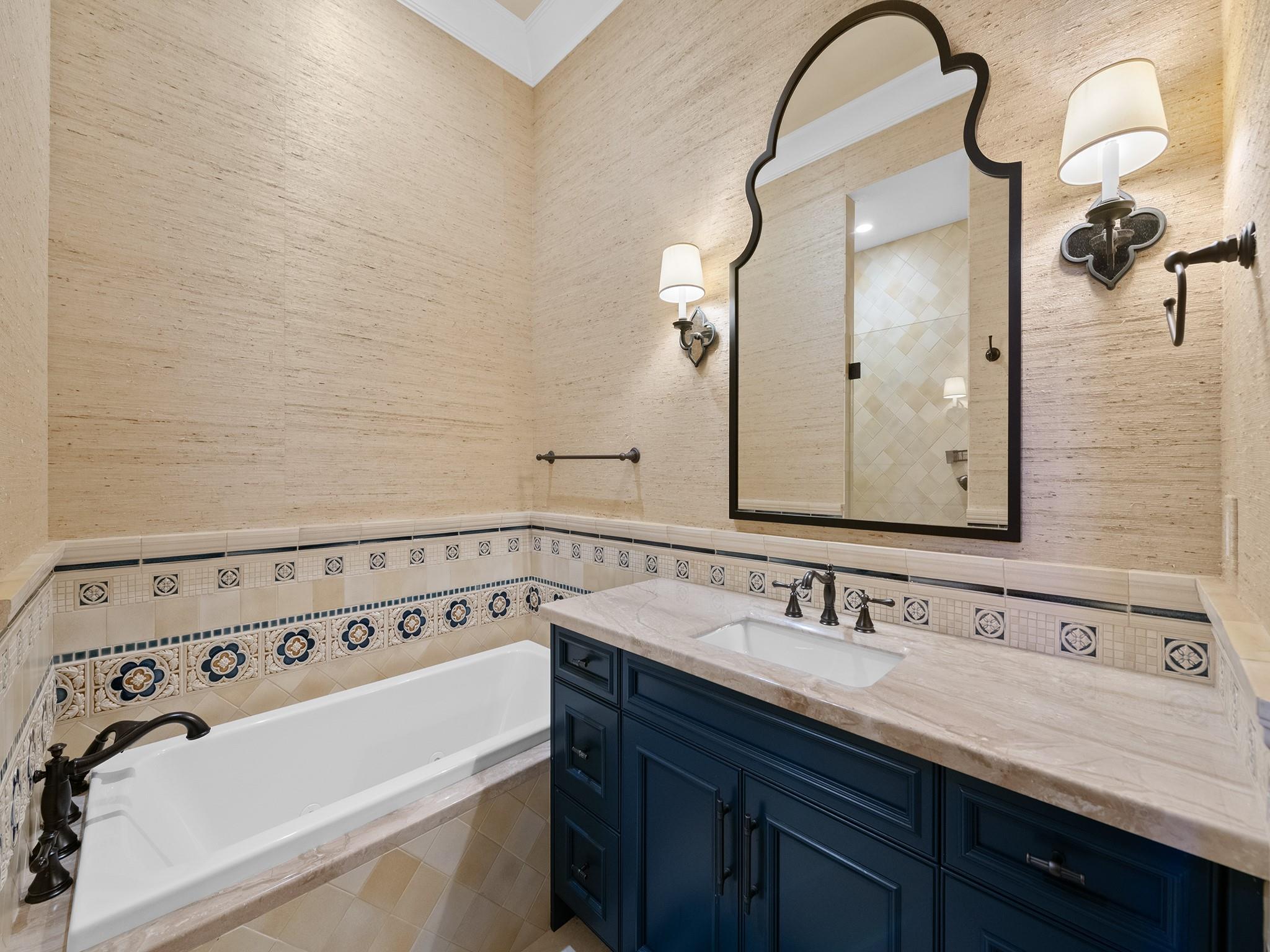 2319 NE 28th Street, Lighthouse Point, FL 33064