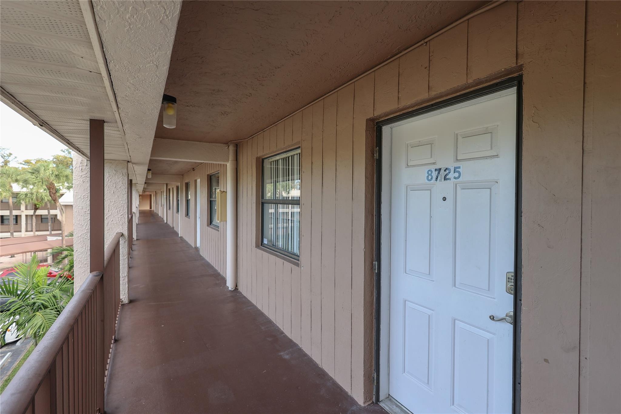 8725 Shadow Wood Boulevard 312, Coral Springs, FL 33071