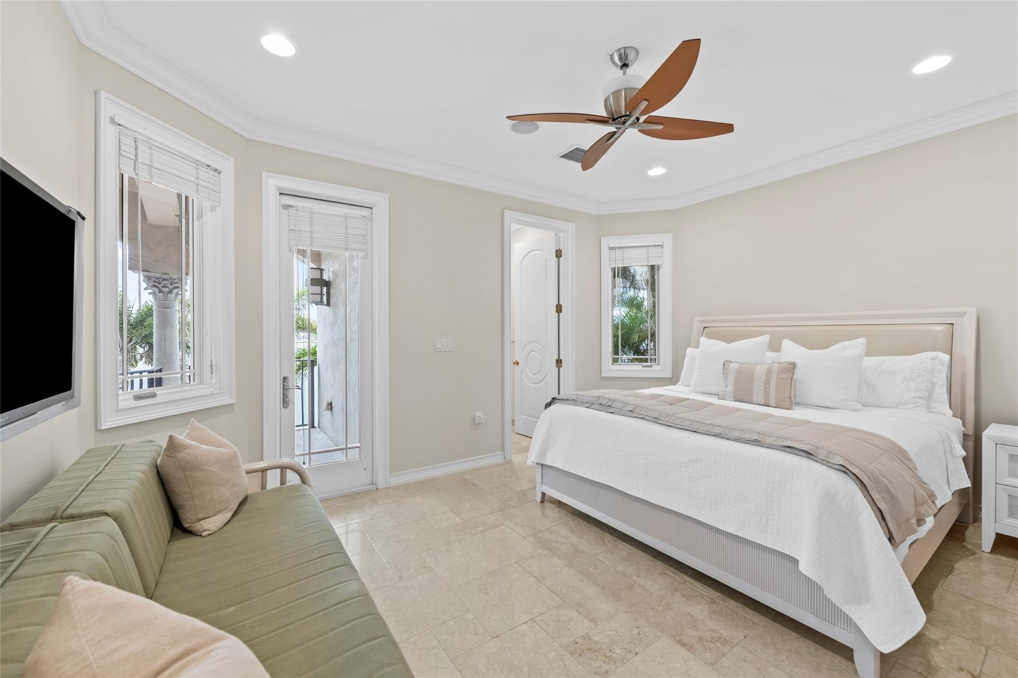 1965 SE 21st Avenue, Fort Lauderdale, FL 33316