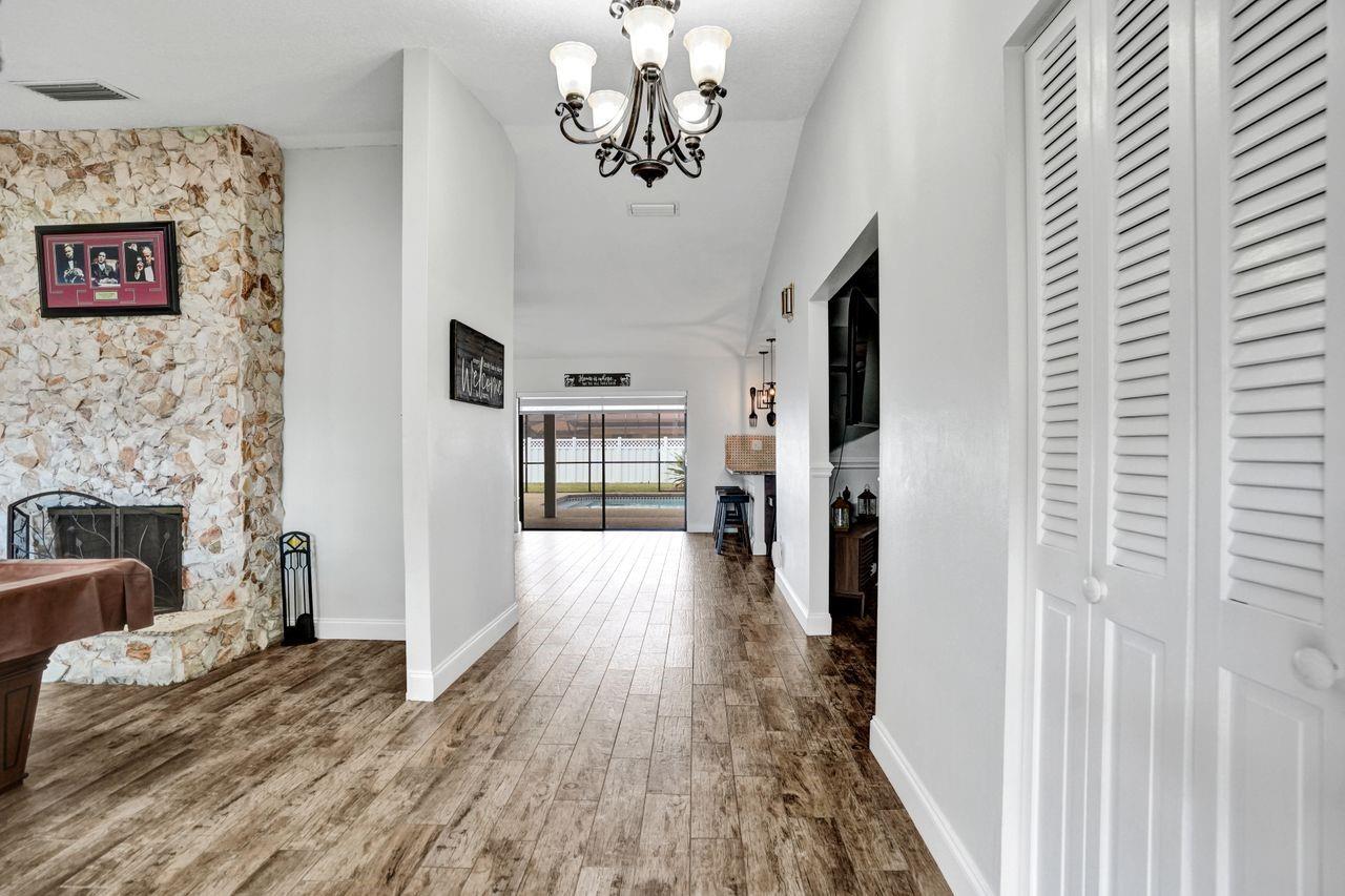 326 NW 101st Terrace, Coral Springs, FL 33071