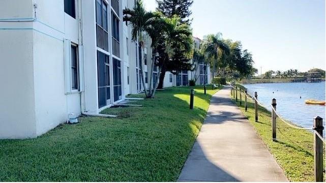 WALKING PATH AND FISHING FROM THE BERM