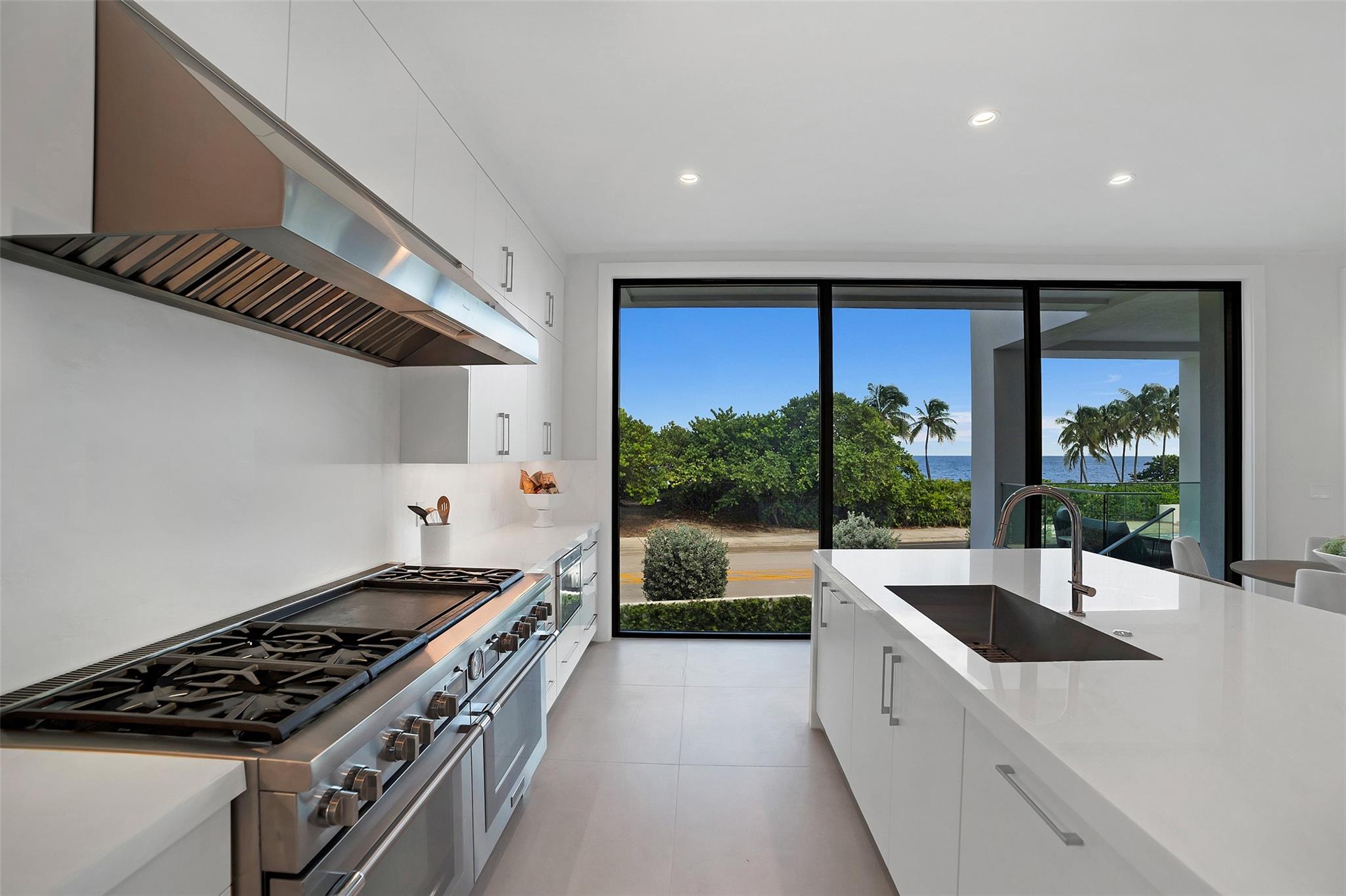 1813 N Fort Lauderdale Beach Boulevard, Fort Lauderdale, FL 33305