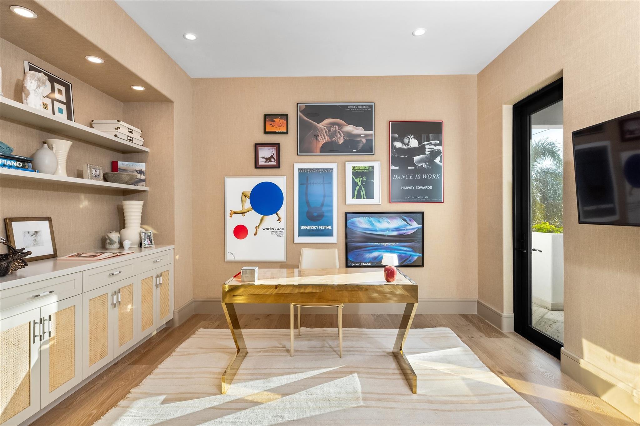 2300 NE 34th Court, Lighthouse Point, FL 33064