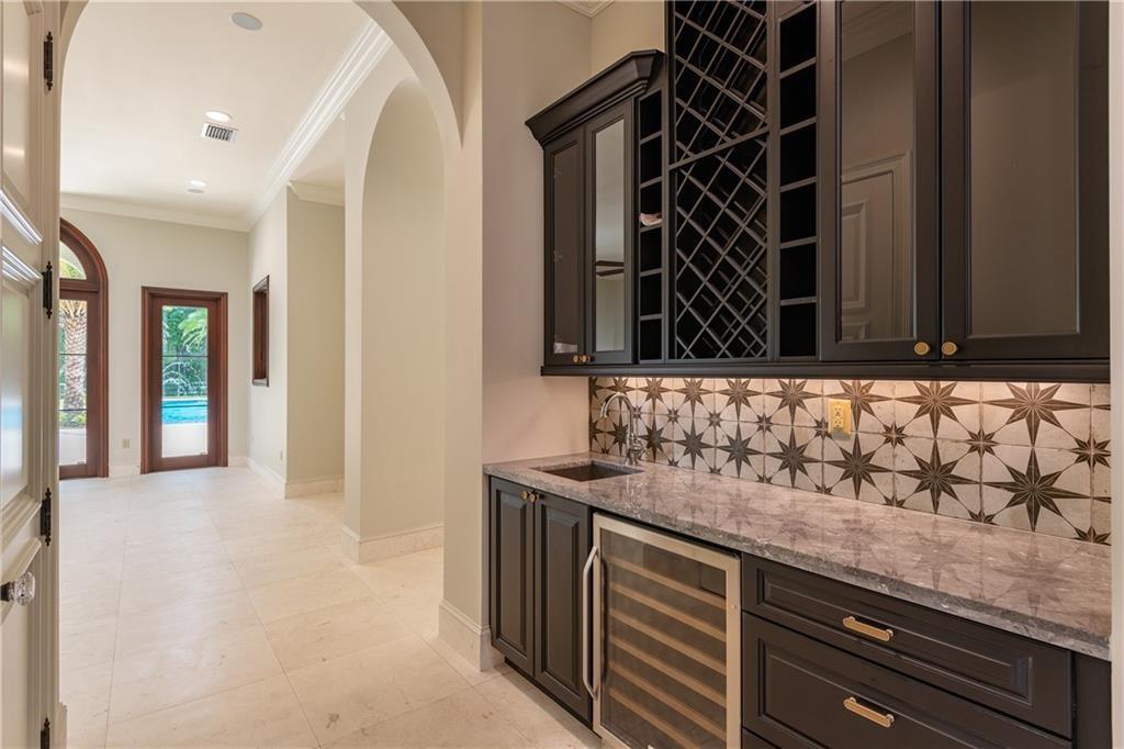 WET BAAR AND BUTLERS PANTRY