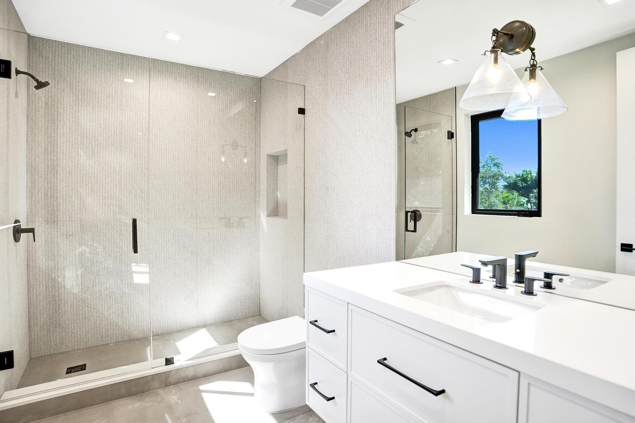 7 Seneca Road, Sea Ranch Lakes, FL 33308