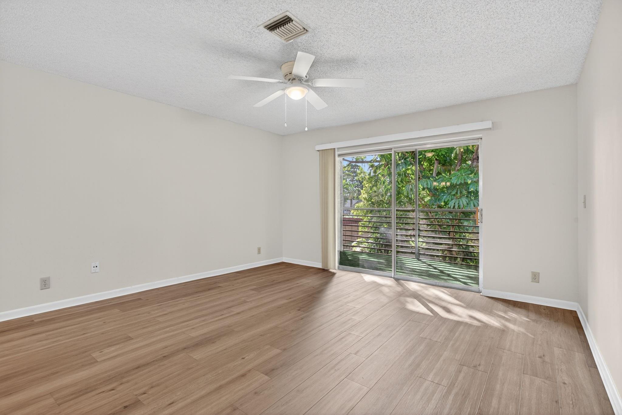 3034 Coral Springs Drive 202, Coral Springs, FL 33065