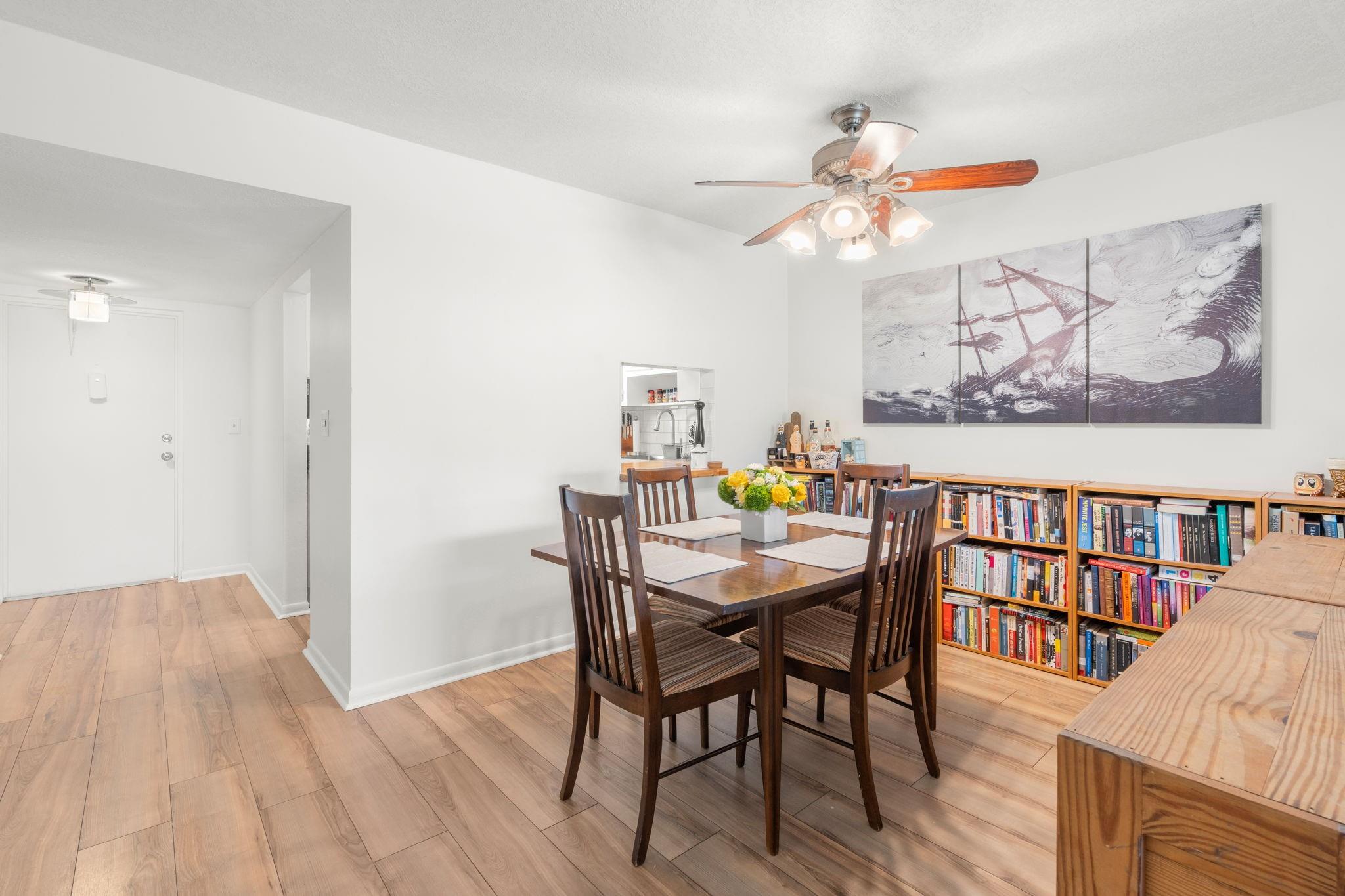 3000 Riverside Drive 302-1, Coral Springs, FL 33065