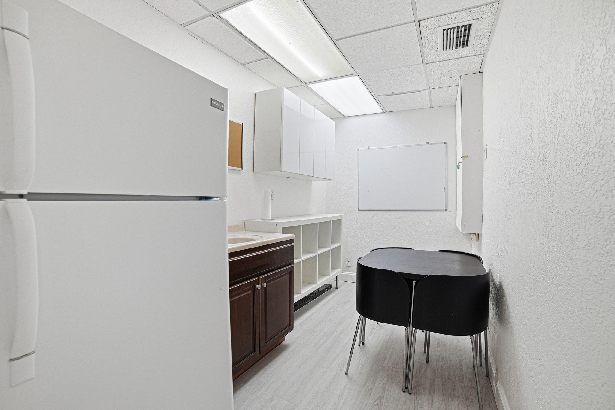 2929 N University Drive, Coral Springs, FL 33065