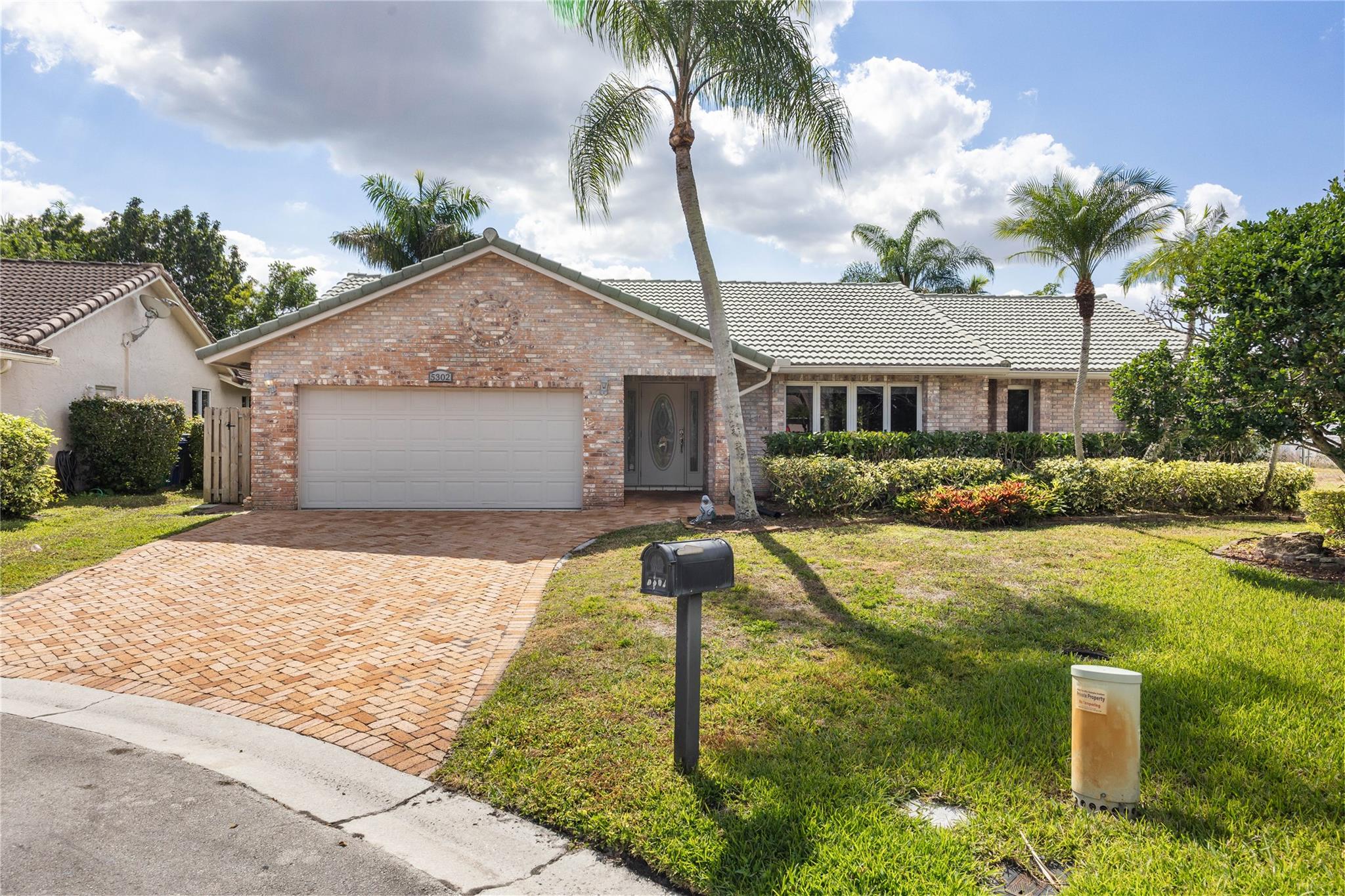 5302 NW 64th Way, Coral Springs, FL 33067