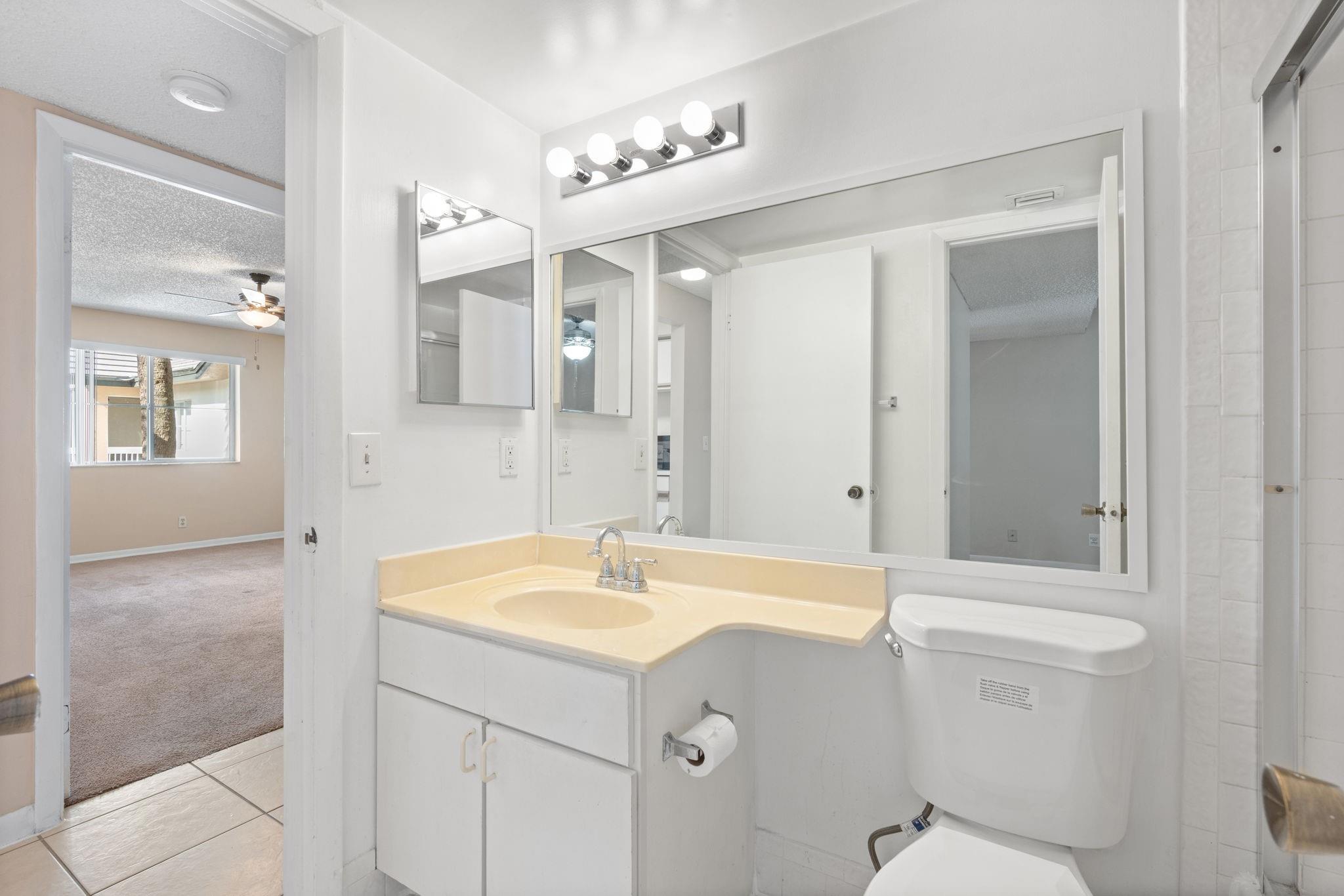 9977 Westview Drive 122, Coral Springs, FL 33076