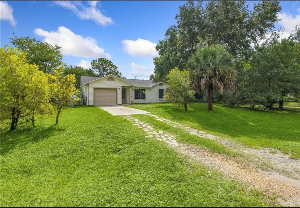 Photo for 8846 104th Court, Vero Beach, FL 32967 - Listing #FX-10427571 8846 104th Court, Vero Beach, FL 32967