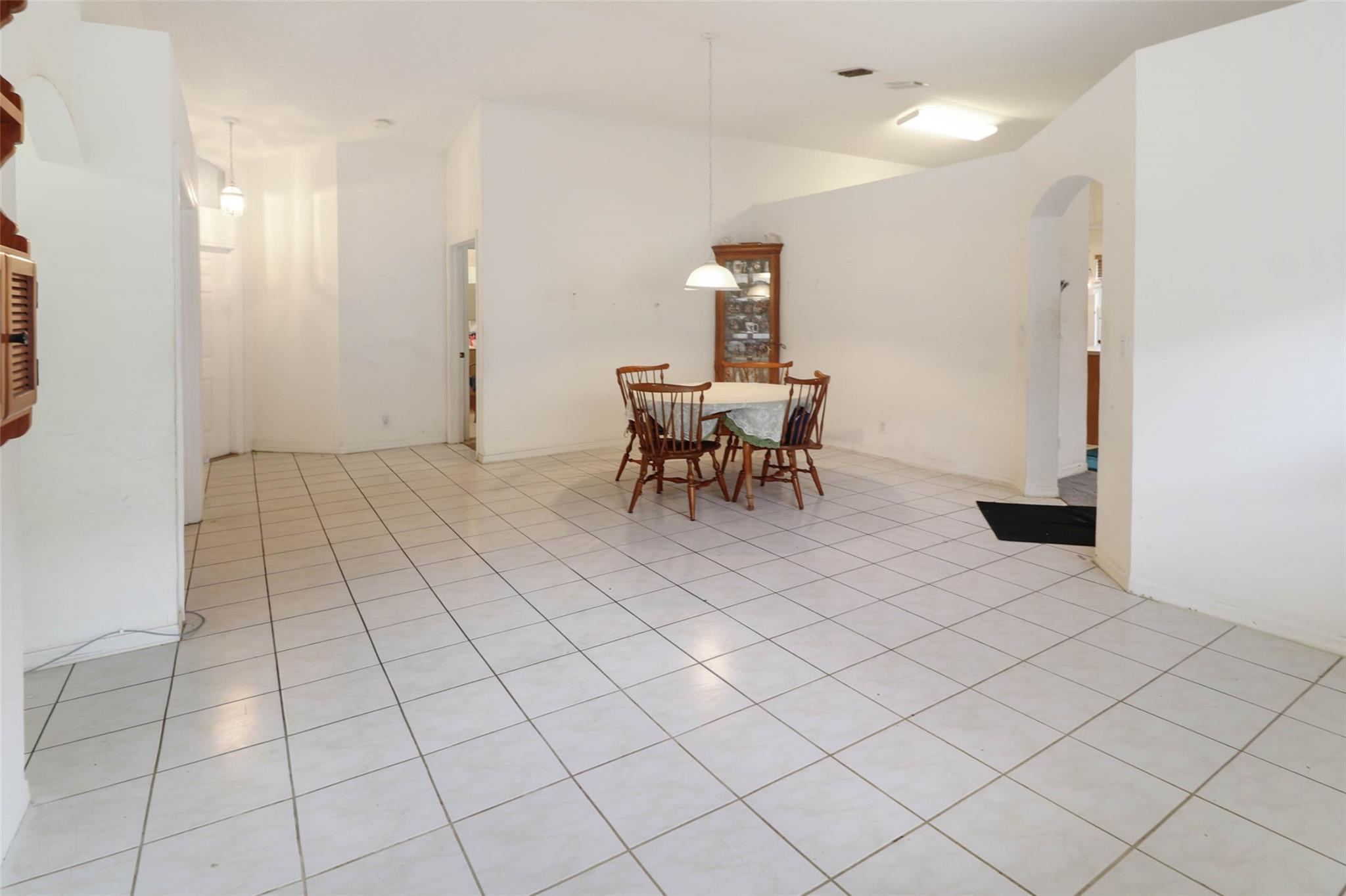 12250 NW 57th Street, Coral Springs, FL 33076