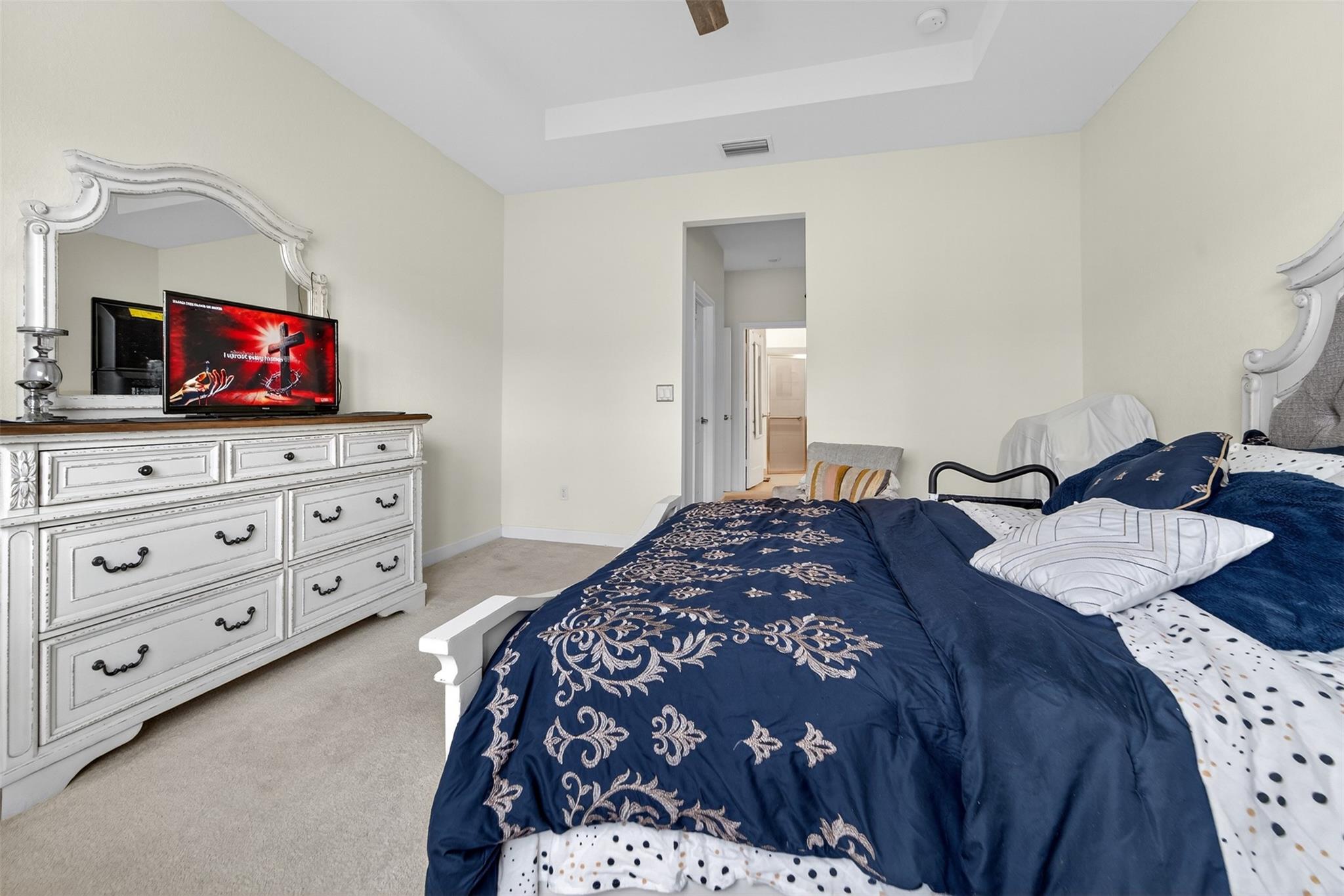 Owners Suite opposite side