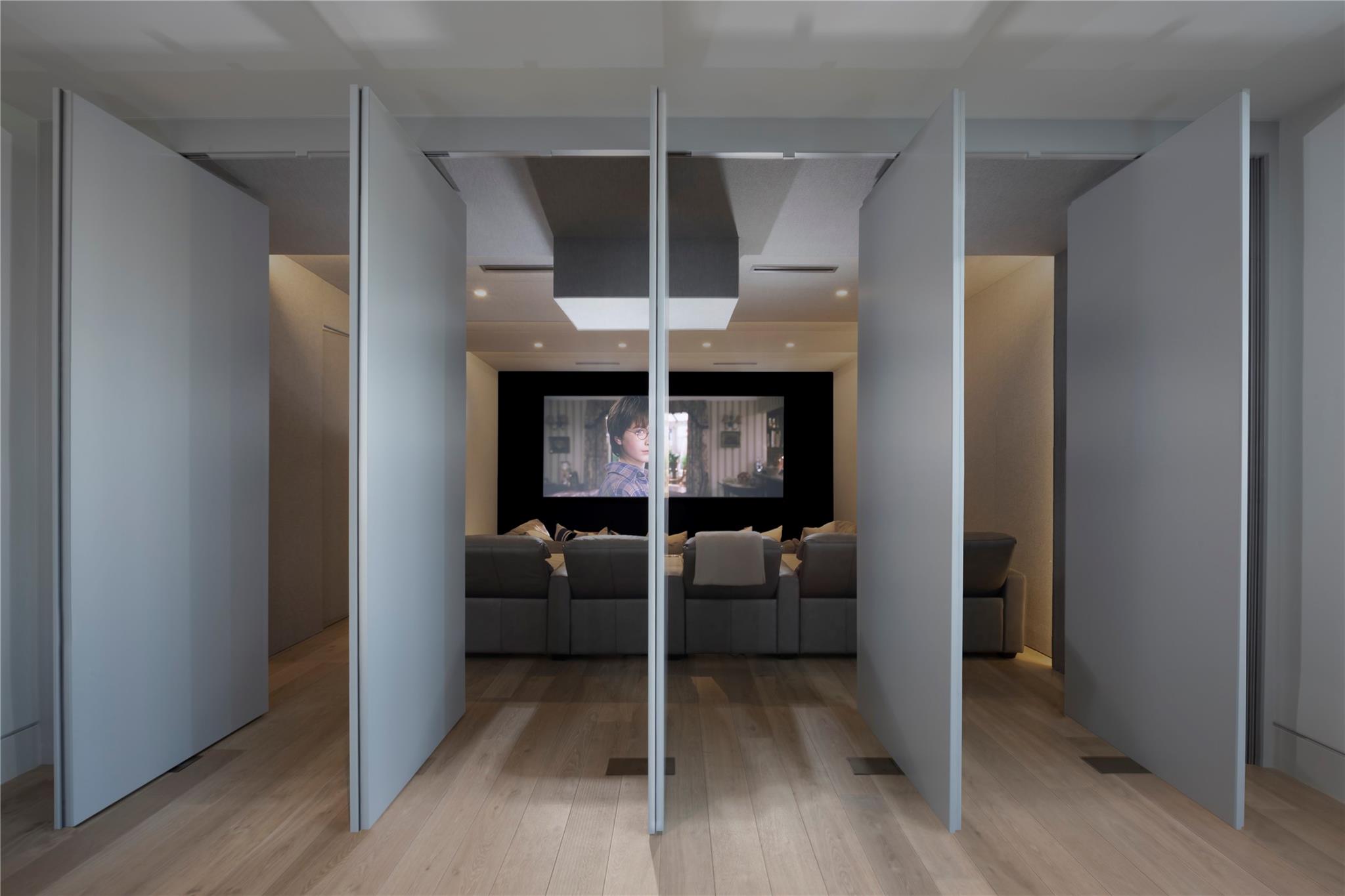 516 Mola Avenue, Fort Lauderdale, FL 33301