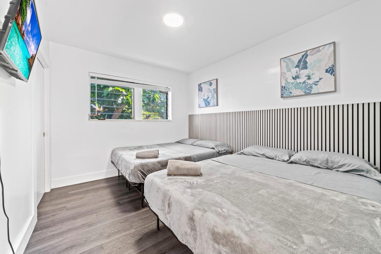 1215 NE 200th Street, Miami, FL 33179