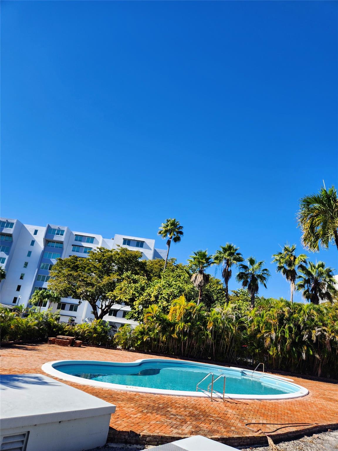 9001 SW 77th Avenue C803, Miami, FL 33156