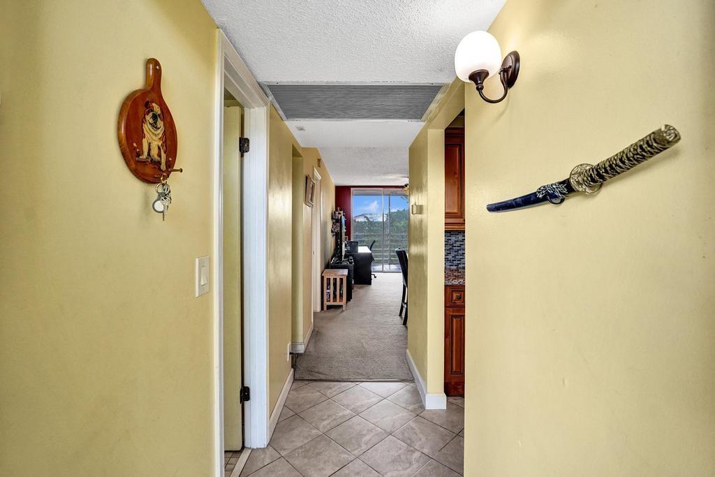 Photo for 9230 Lagoon Place, 406, Davie, FL 33324 - Listing #FX-10527214 9230 Lagoon Place, 406, Davie, FL 33324