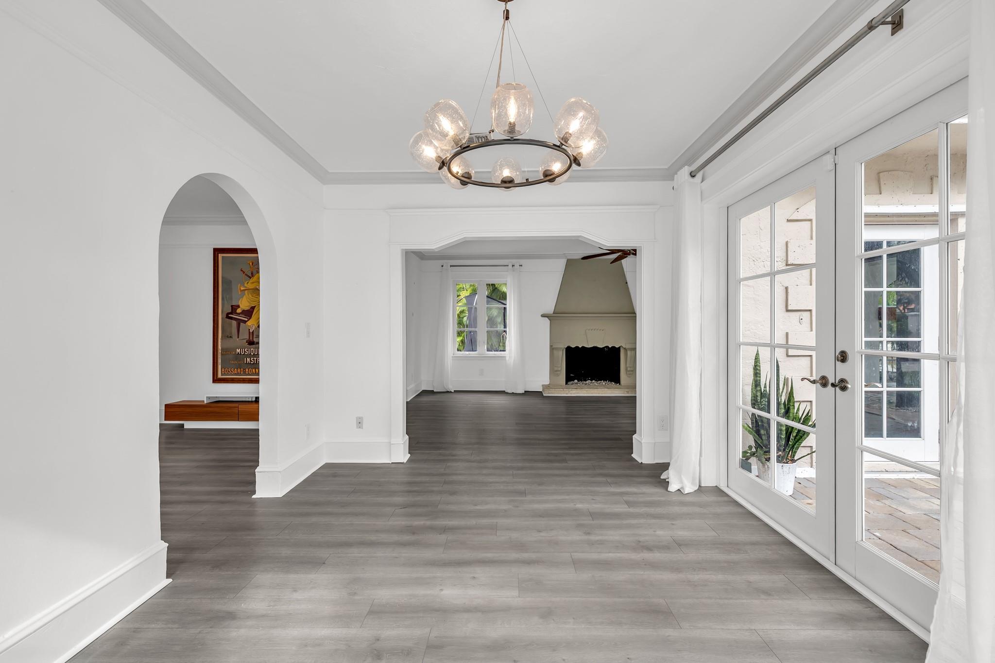 5960 N Bayshore Drive, Miami, FL 33137