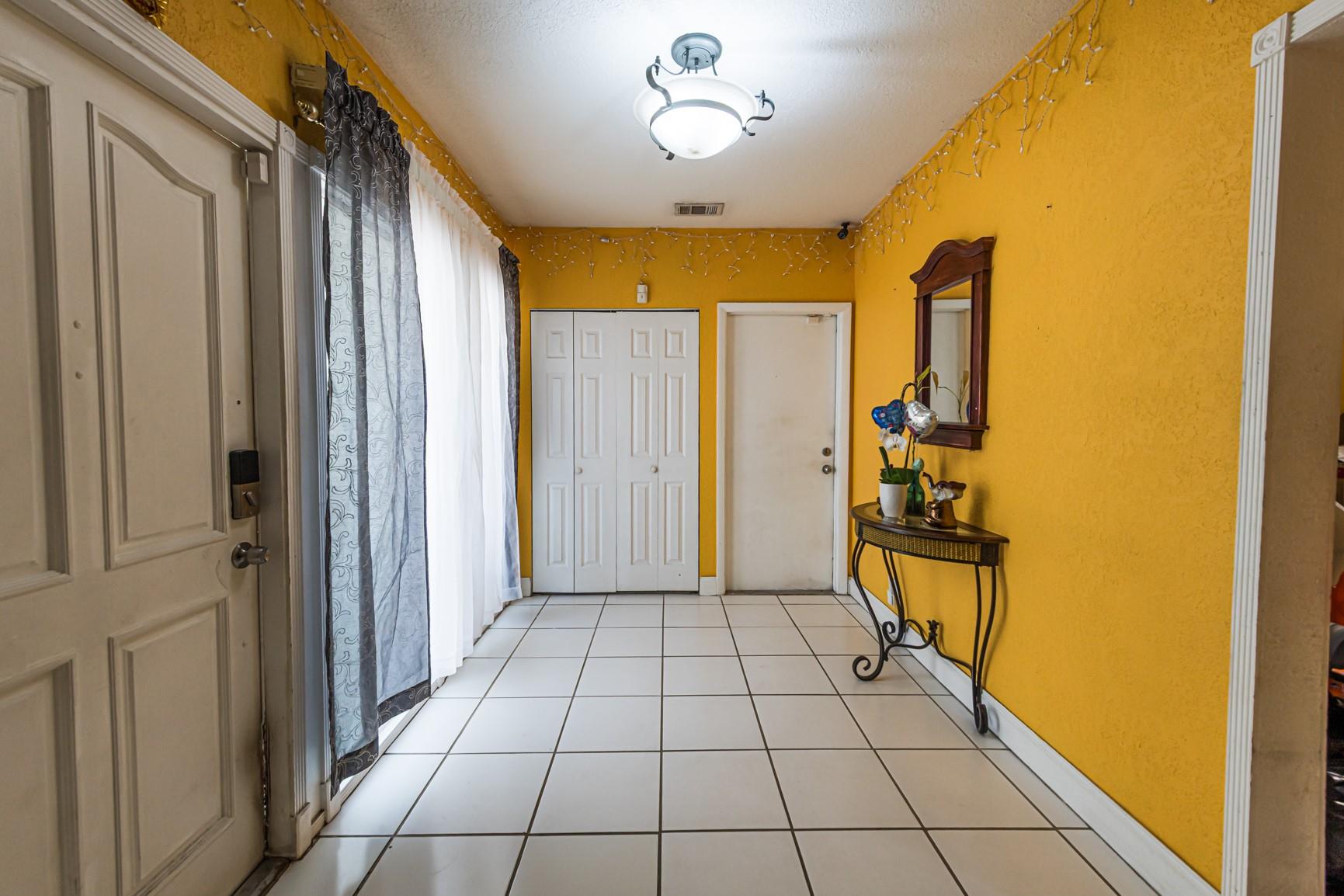 11200 NW 39th Court, Coral Springs, FL 33065