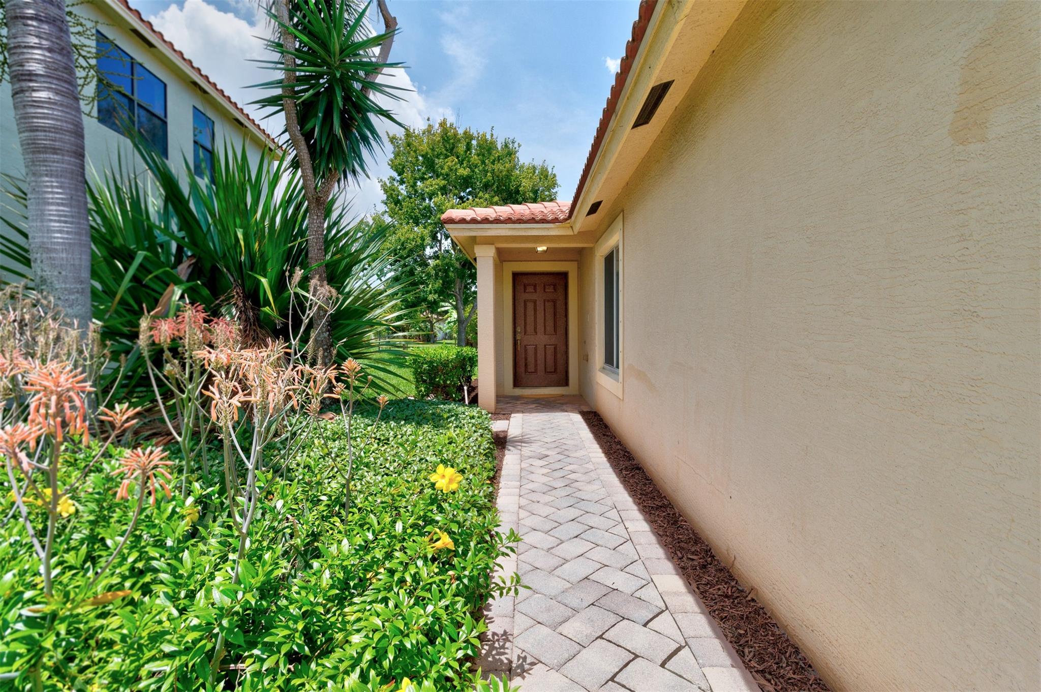 Photo for 5563 55th Terrace, Vero Beach, FL 32967 - Listing #FX-10517205 5563 55th Terrace, Vero Beach, FL 32967