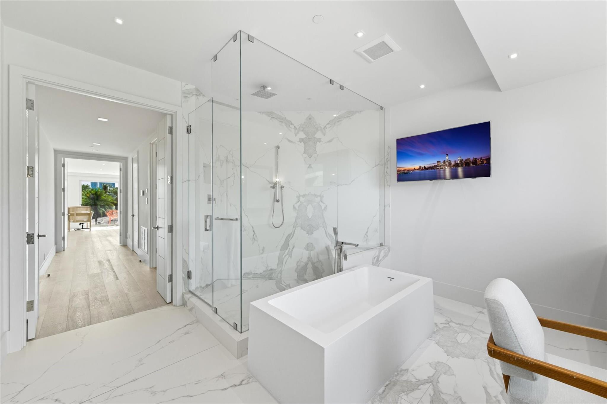 14 N Isla Bahia Drive, Fort Lauderdale, FL 33316