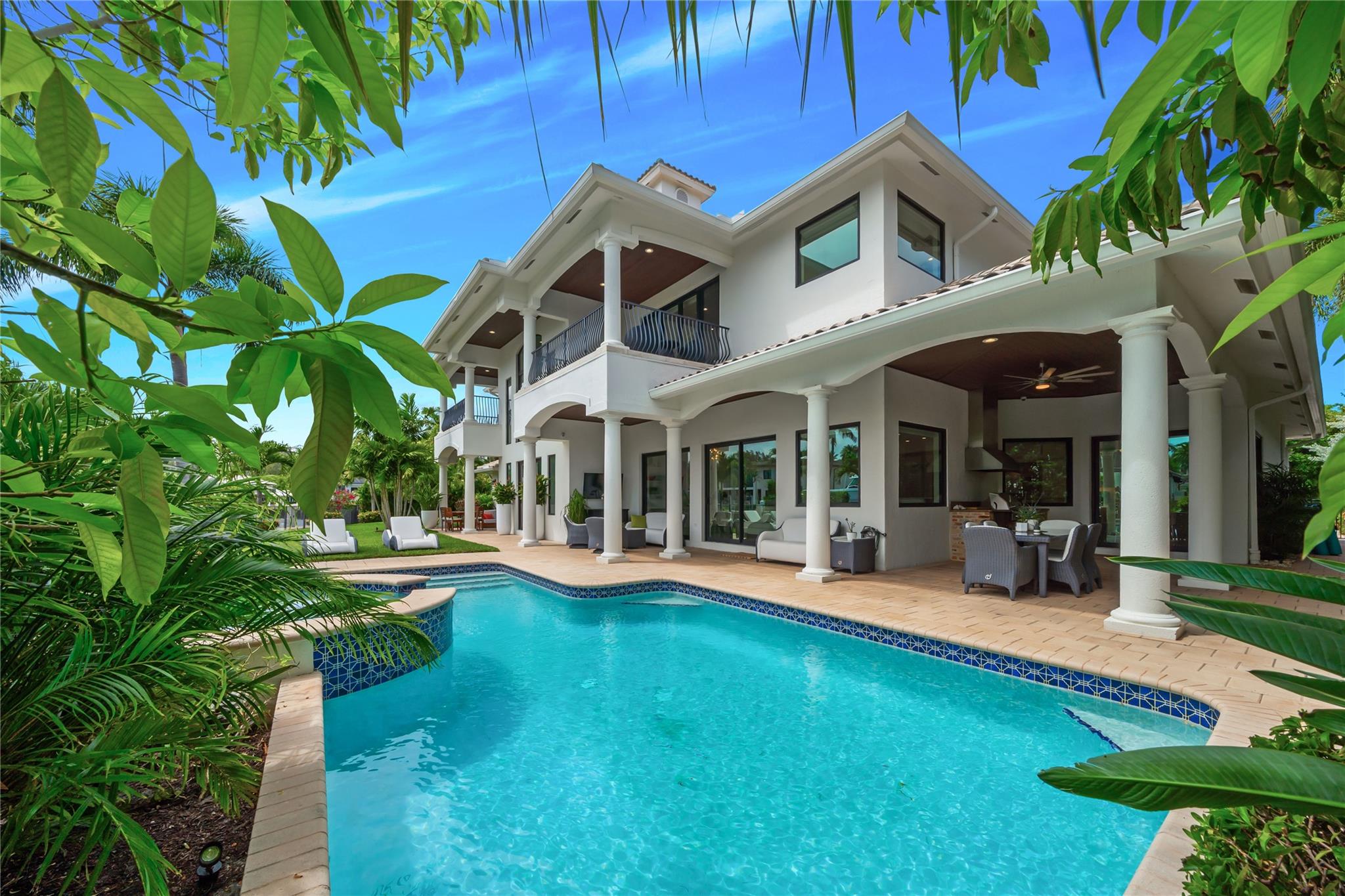 41 Compass Lane, Fort Lauderdale, FL 33308