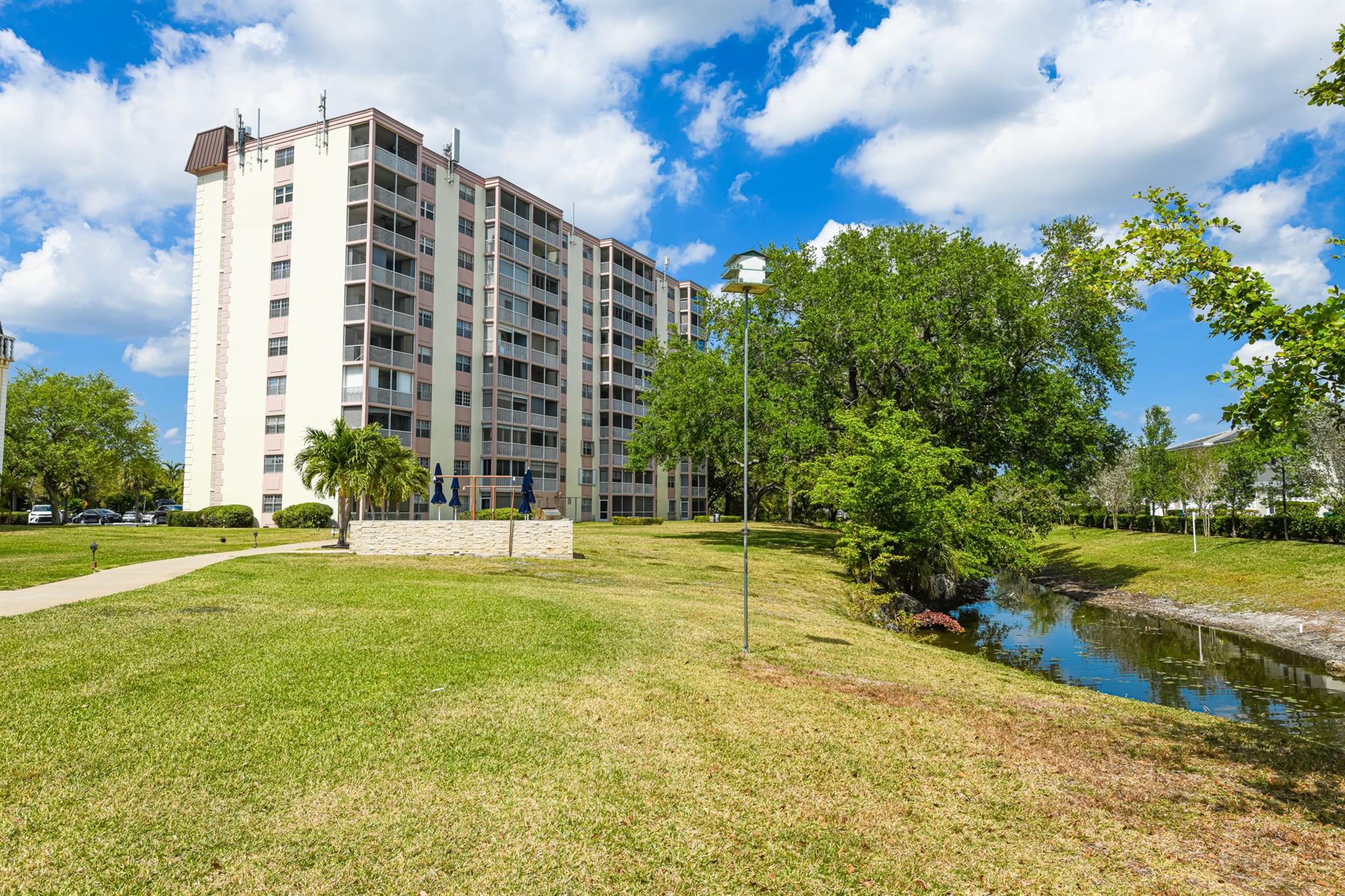 3575 Broken Woods Drive 303, Coral Springs, FL 33065