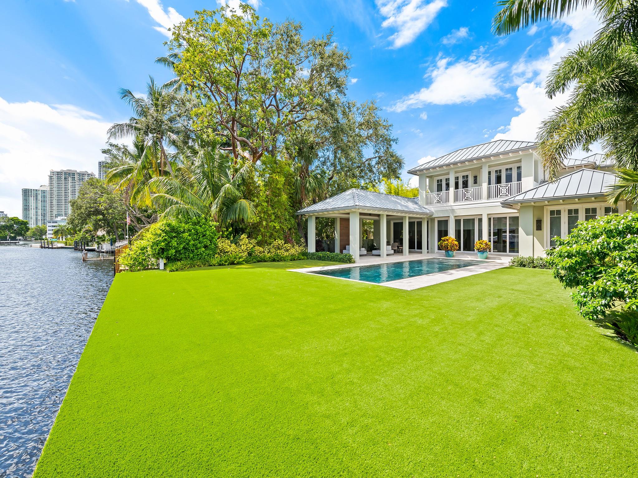 1110 SE 4th Street, Fort Lauderdale, FL 33301