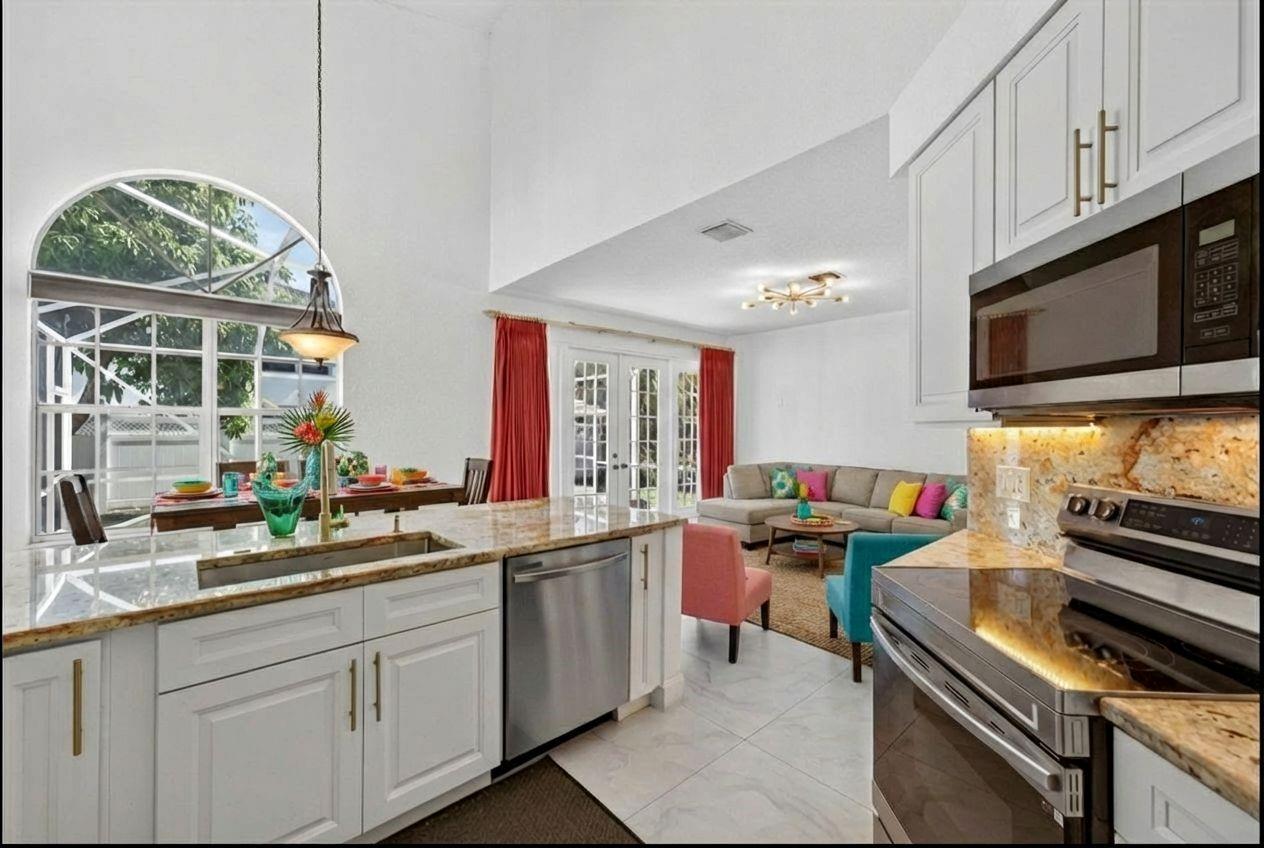 1055 NW 117th Avenue, Coral Springs, FL 33071