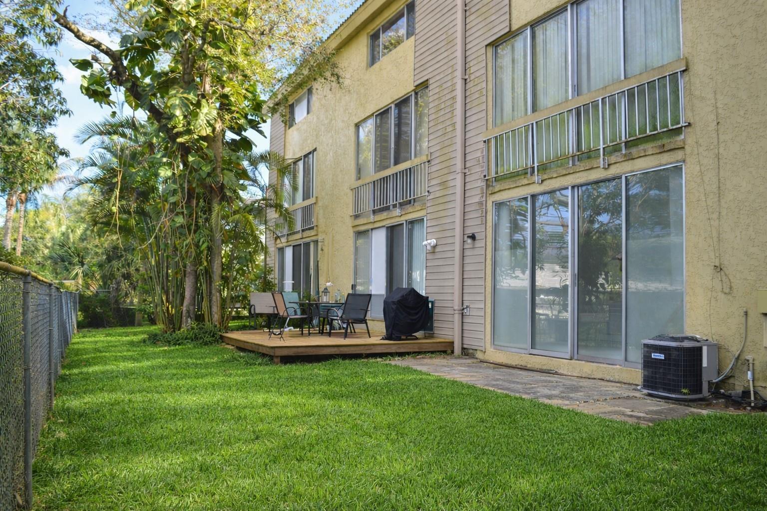 8401 W Sample Road 5, Coral Springs, FL 33065