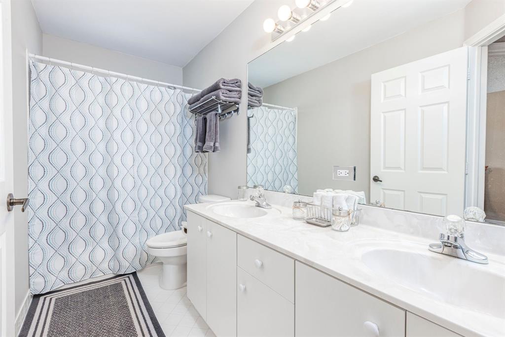 Photo for 1104 Hidden Valley Way, Weston, FL 33327 - Listing #FX-10435153 1104 Hidden Valley Way, Weston, FL 33327