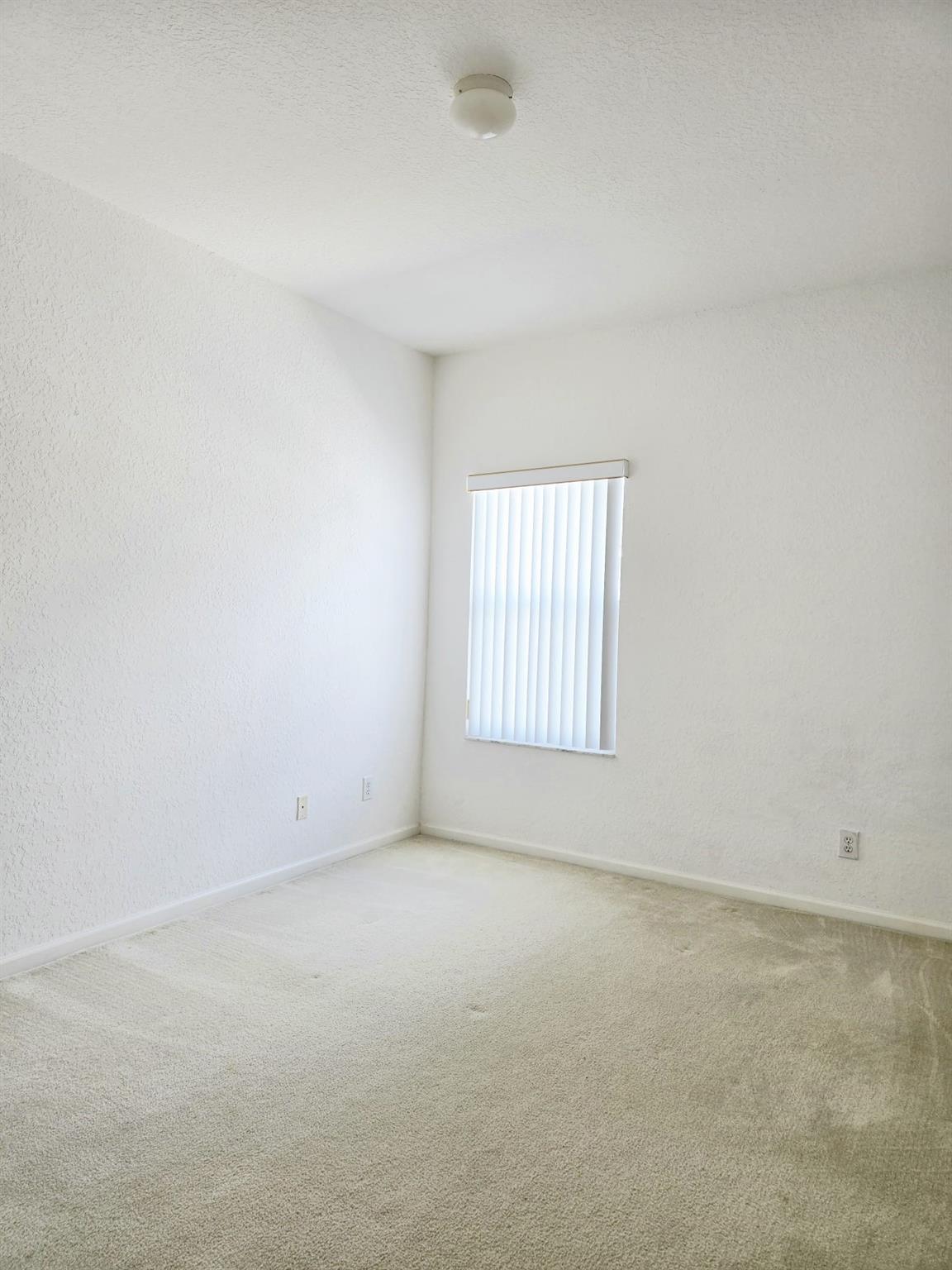 10589 NW 56th Place, Coral Springs, FL 33076