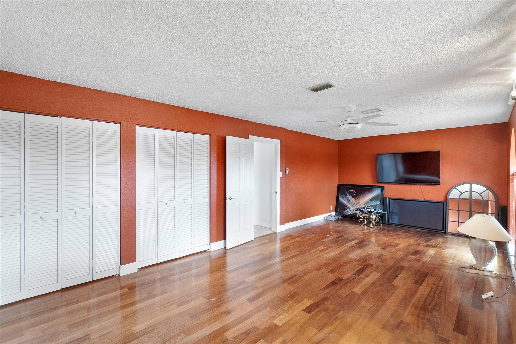 233 NW 119th Lane, Coral Springs, FL 33071