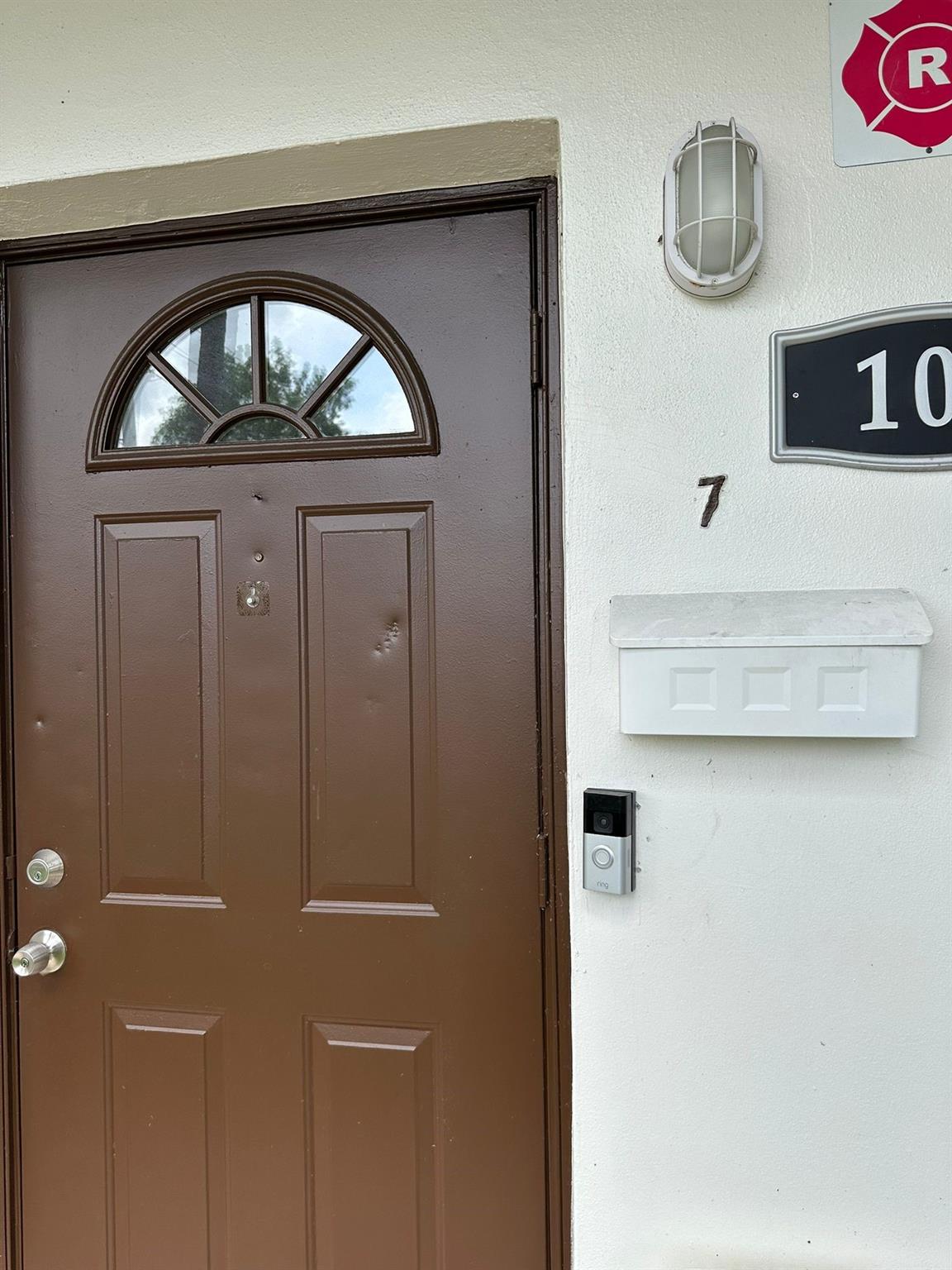 Photo for 101 SE 9th Street, Hallandale Beach, FL 33009 - listing #FX-10527708 101 SE 9th Street, Hallandale Beach, FL 33009