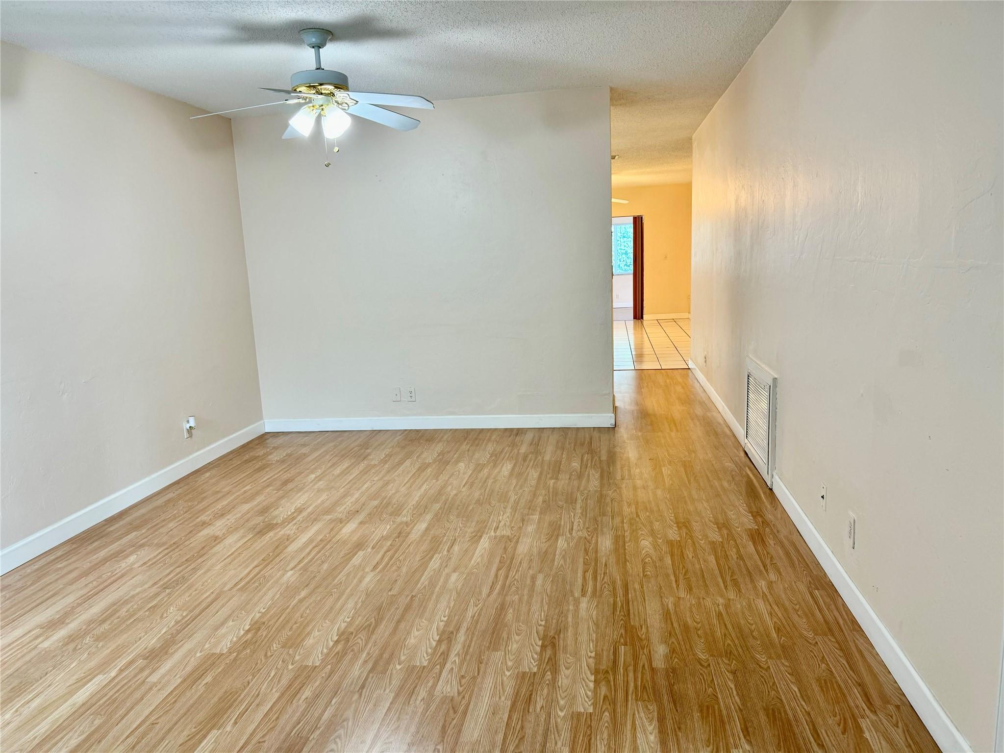 11461 NW 38th Street E, Coral Springs, FL 33065