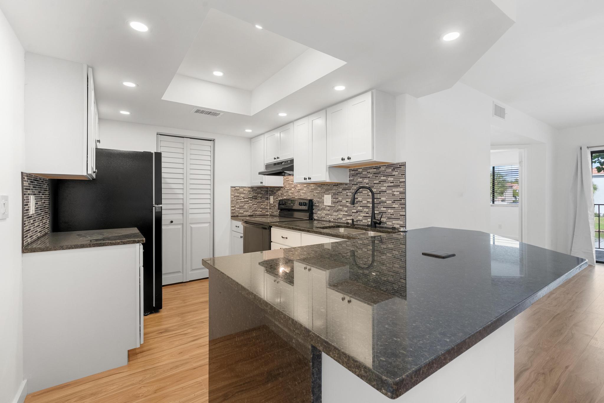 9144 W Atlantic Boulevard 823, Coral Springs, FL 33071