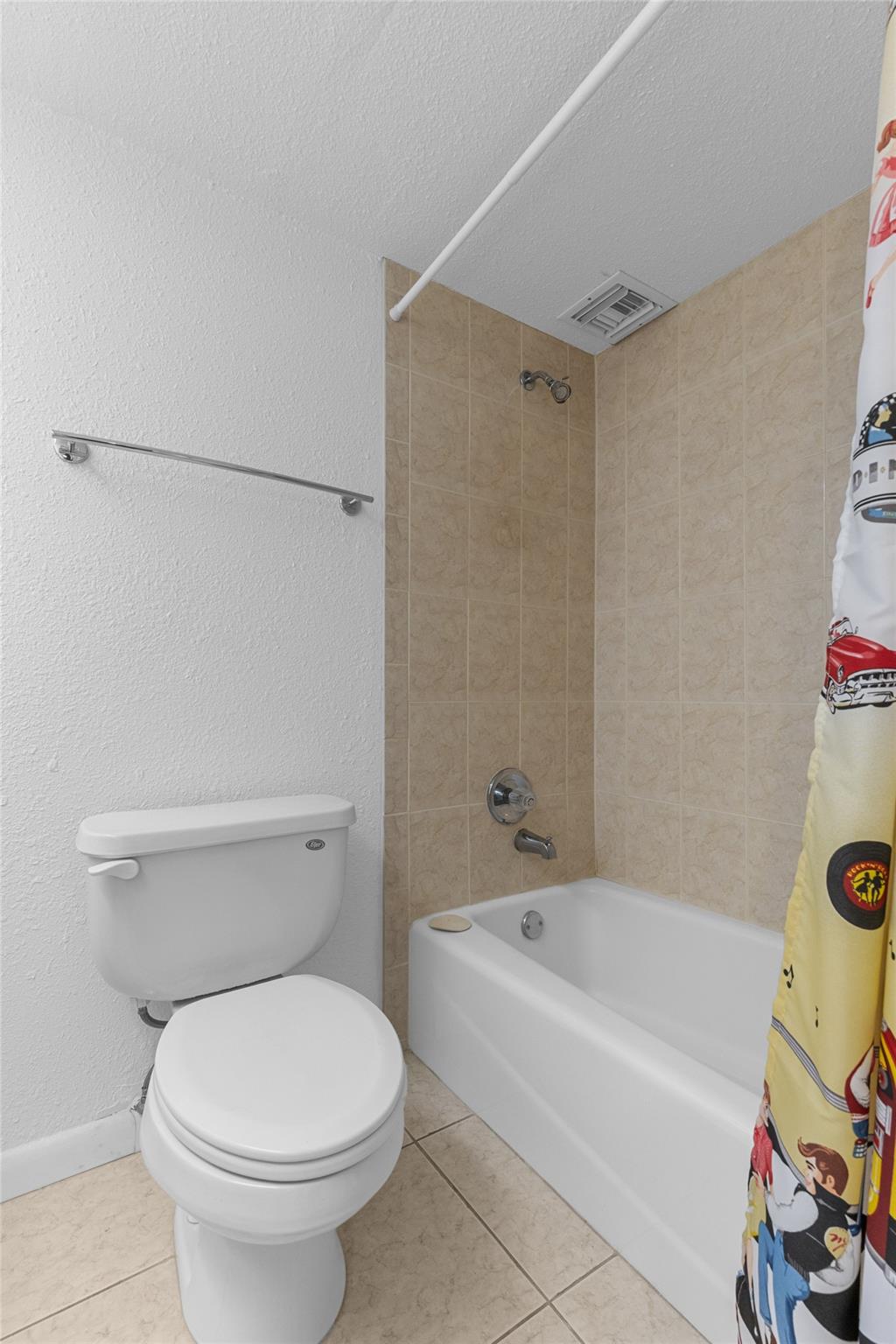 Photo for 3100 N Palm Aire Drive, 803, Pompano Beach, FL 33069 - Listing #FX-10522657 Shower and tub combination in primary bathroom