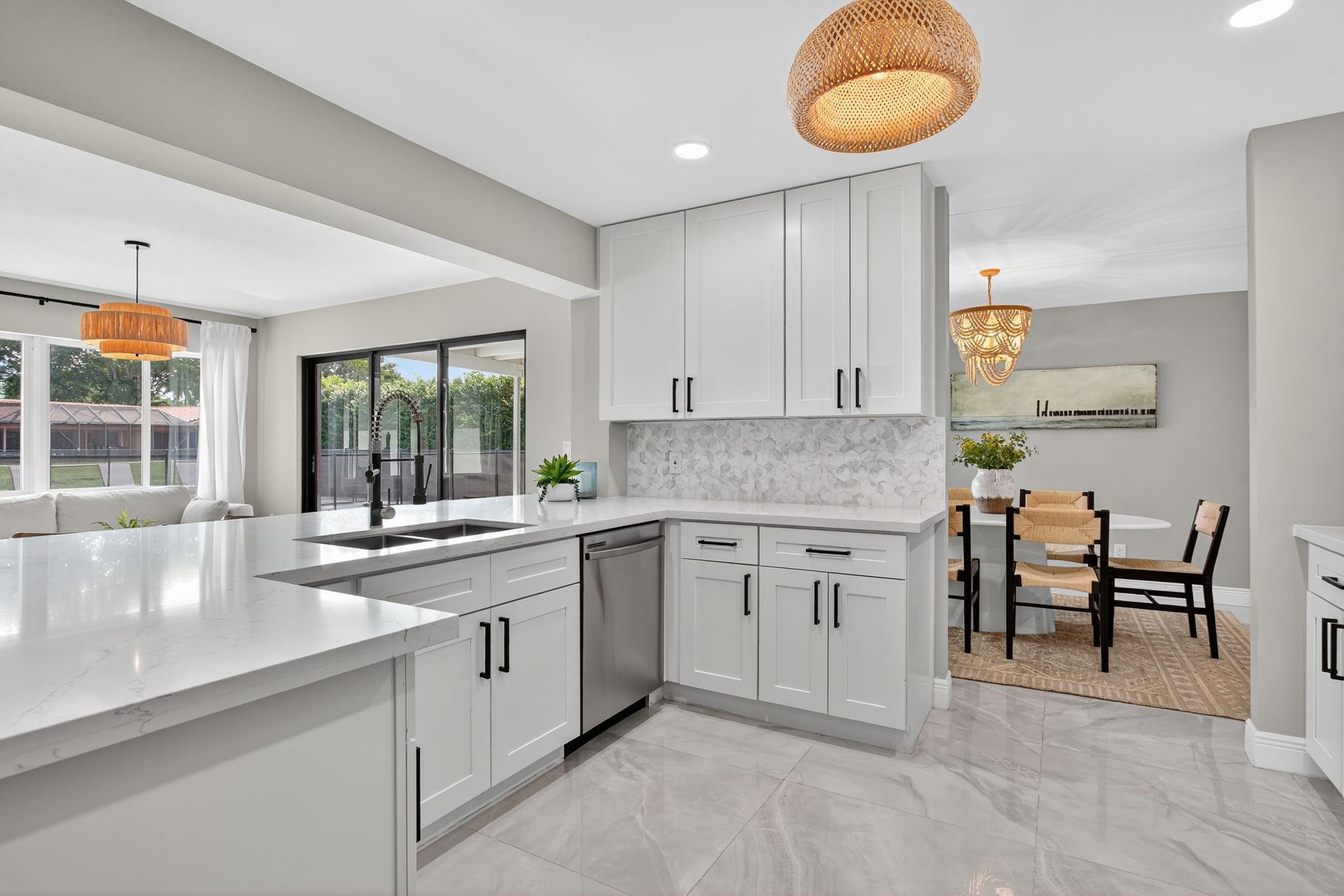 2421 NW 114th Avenue, Coral Springs, FL 33065