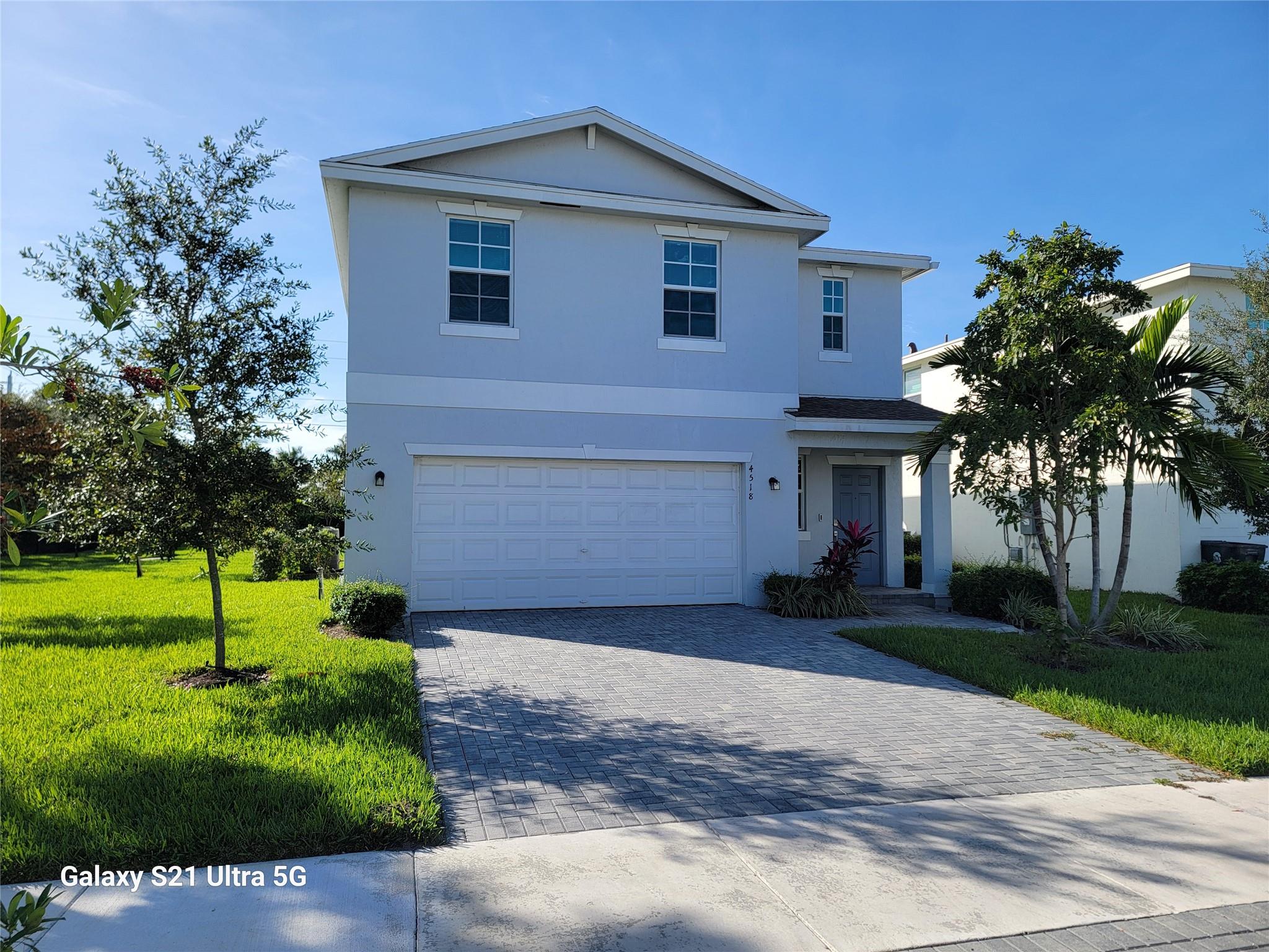 Photo for 4518 Dow Lane, Lake Worth, FL 33463 - listing #FX-10535605 4518 Dow Lane, Lake Worth, FL 33463