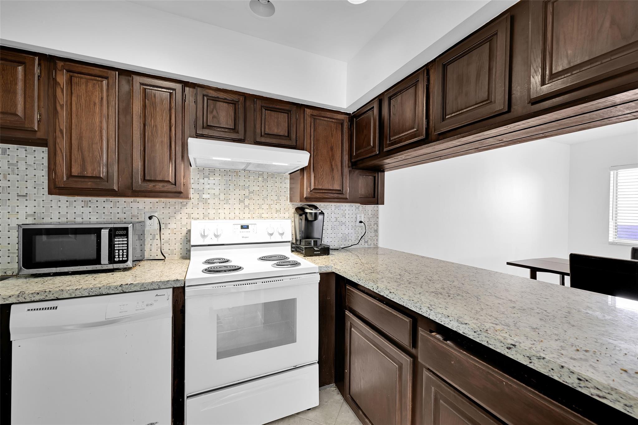 4011 Coral Springs Drive 4011, Coral Springs, FL 33065