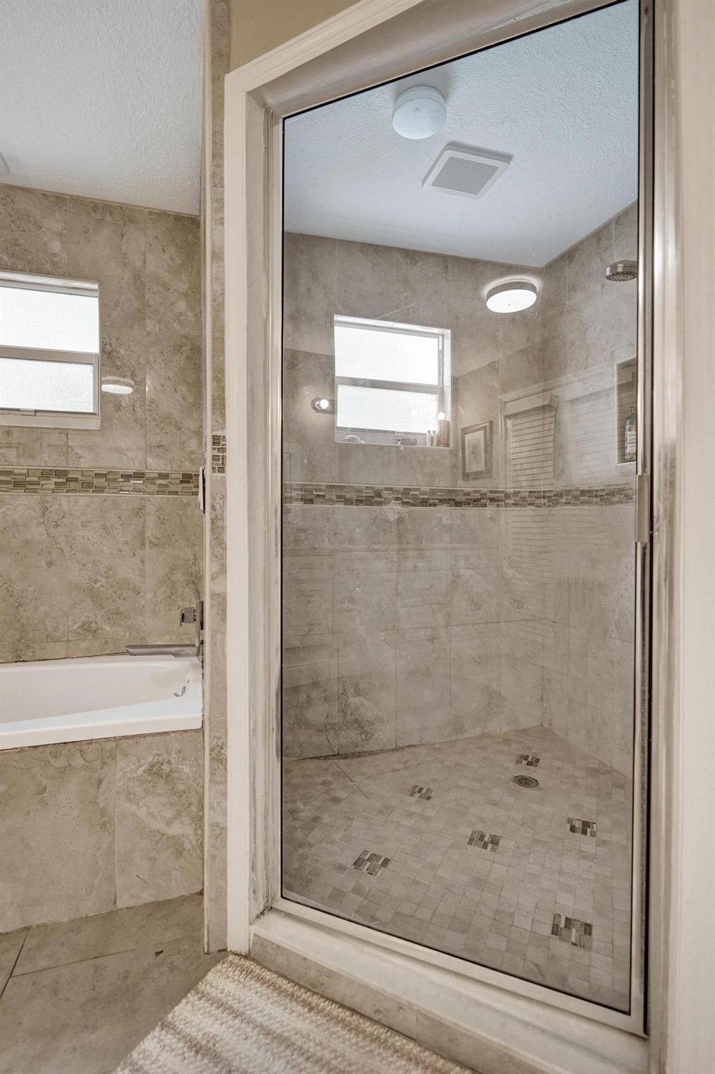 Photo for 415 W Palm Street, Lantana, FL 33462 - Listing #FX-10500789 415 W Palm Street, Lantana, FL 33462