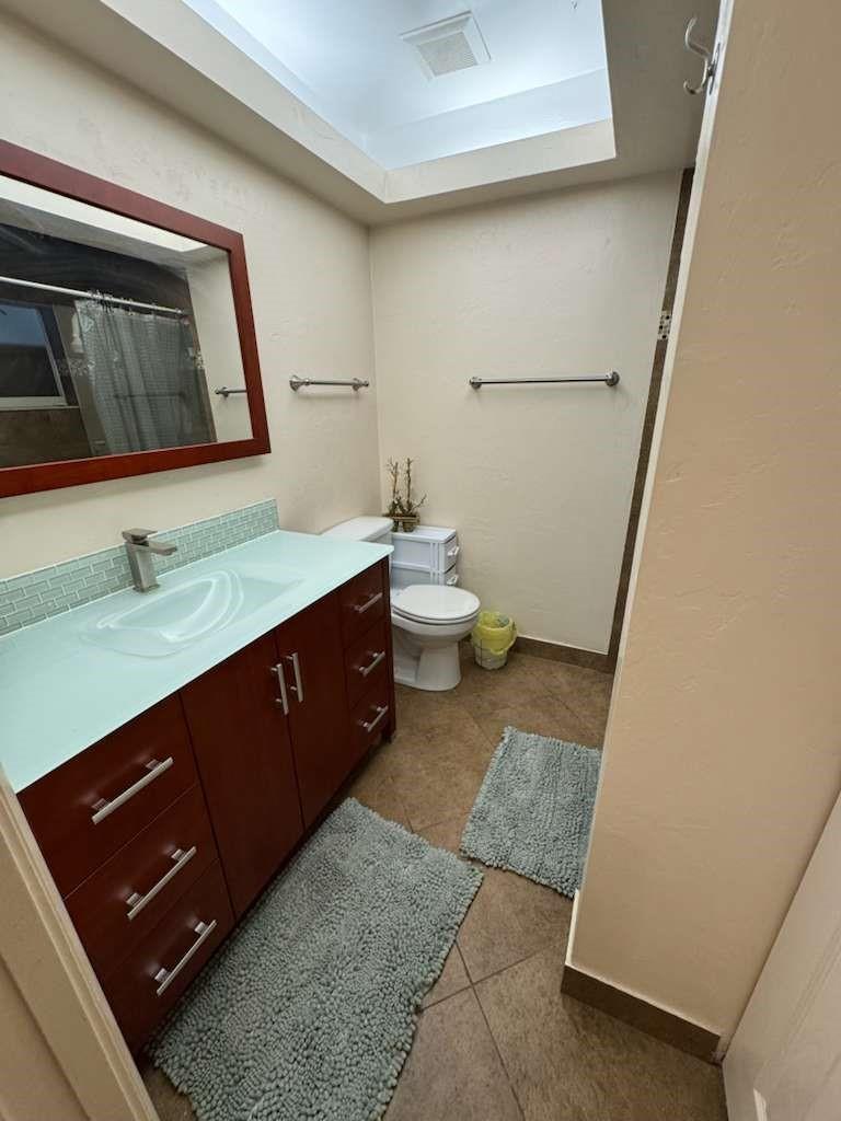 1726 NW 82nd Avenue, Coral Springs, FL 33071