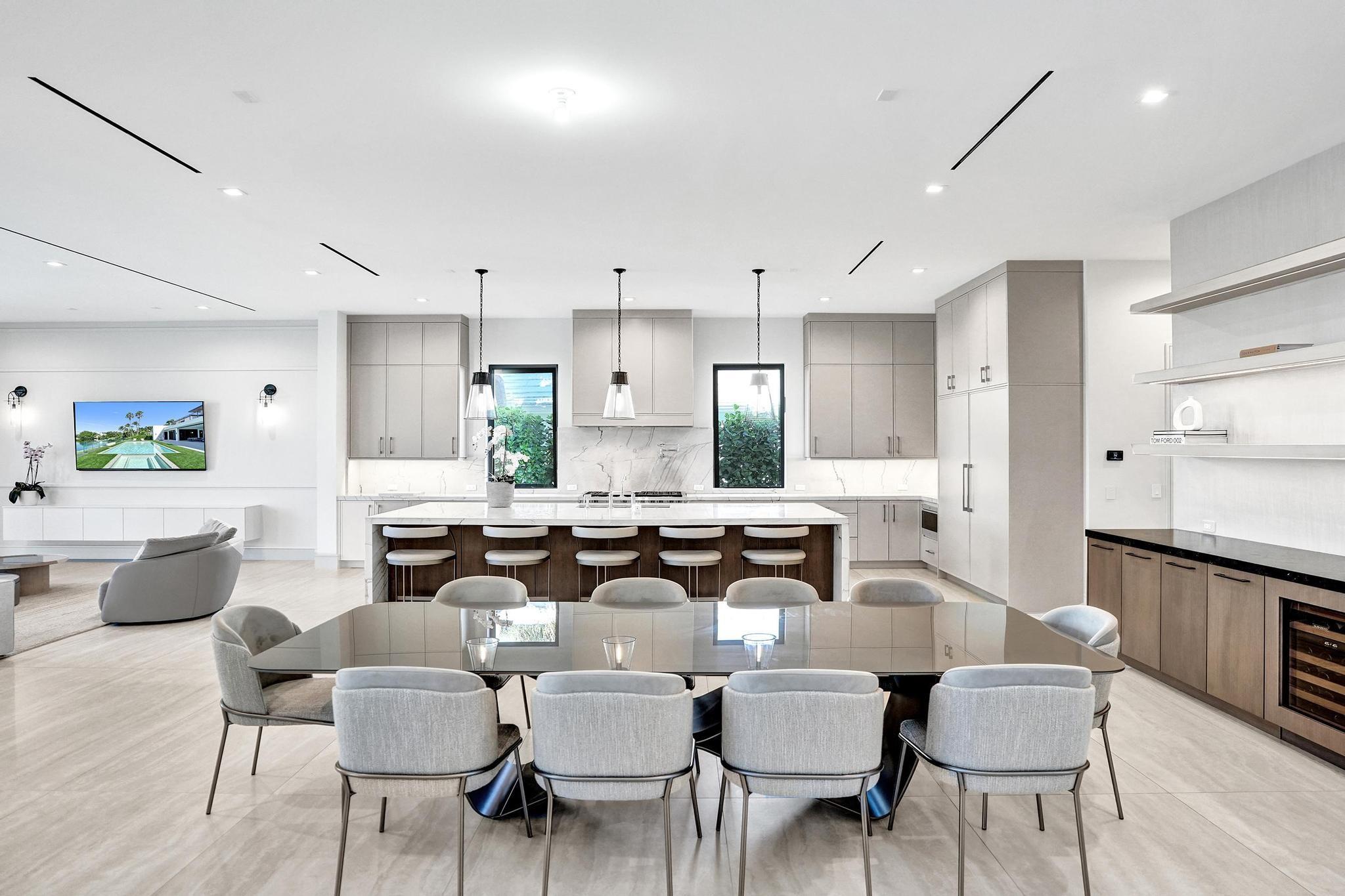 7 Seneca Road, Sea Ranch Lakes, FL 33308