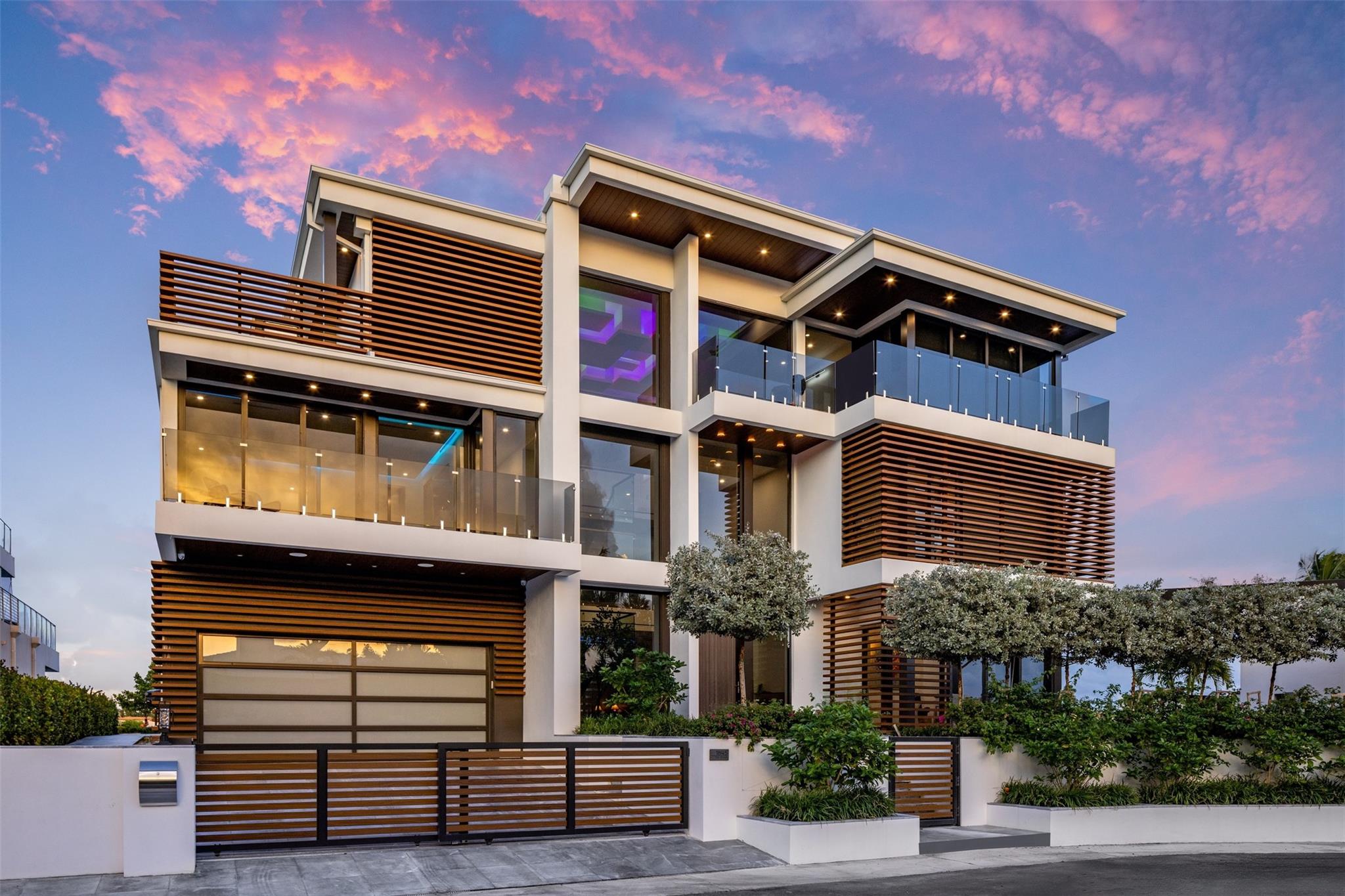 1845 SE 7th Street, Fort Lauderdale, FL 33316