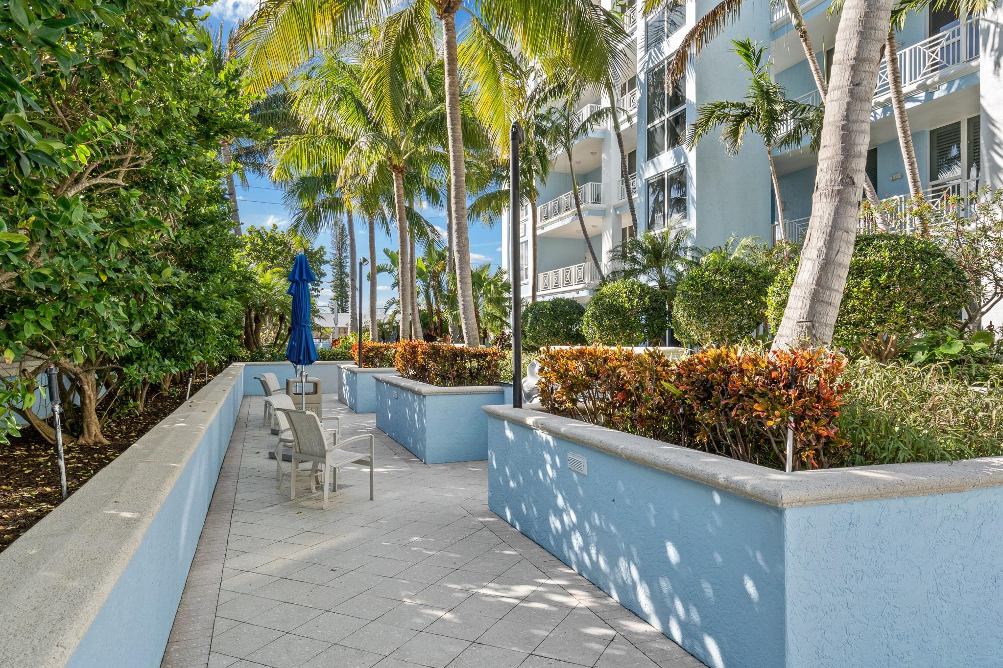 Photo for 701 SE 21st Avenue, 103, Deerfield Beach, FL 33441 - Listing #FX-10498310 701 SE 21st Avenue, 103, Deerfield Beach, FL 33441