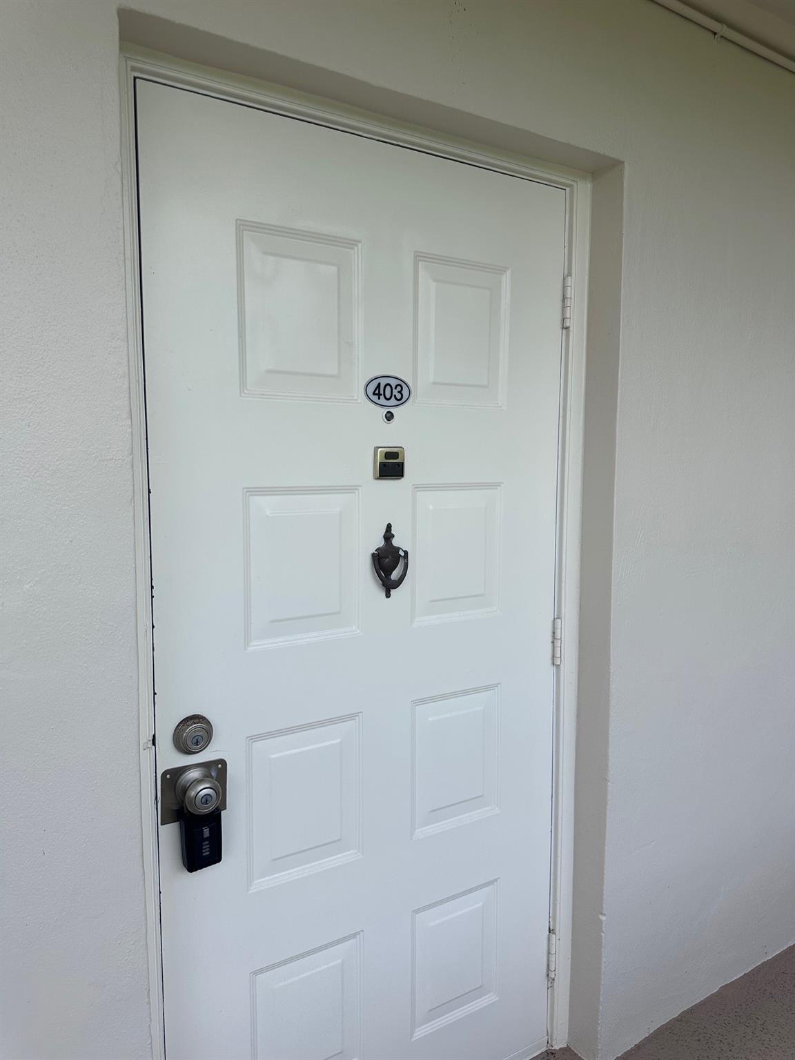 Photo for 3850 Oaks Clubhouse Drive, 403, Pompano Beach, FL 33069 - Listing #FX-10500367 3850 Oaks Clubhouse Drive, 403, Pompano Beach, FL 33069