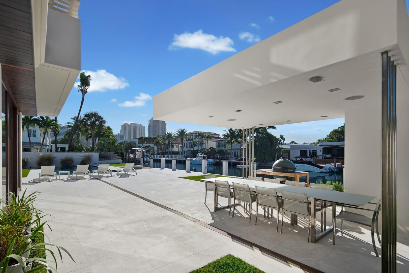 10 Pelican Drive, Fort Lauderdale, FL 33301