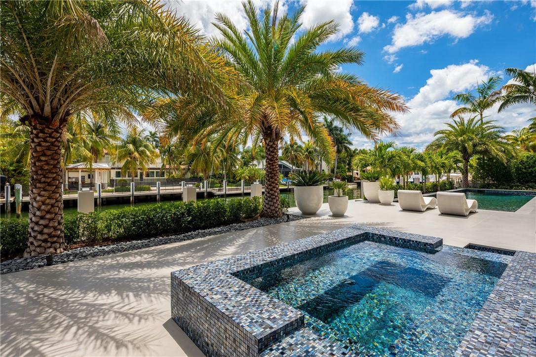 650 Royal Plaza Drive, Fort Lauderdale, FL 33301