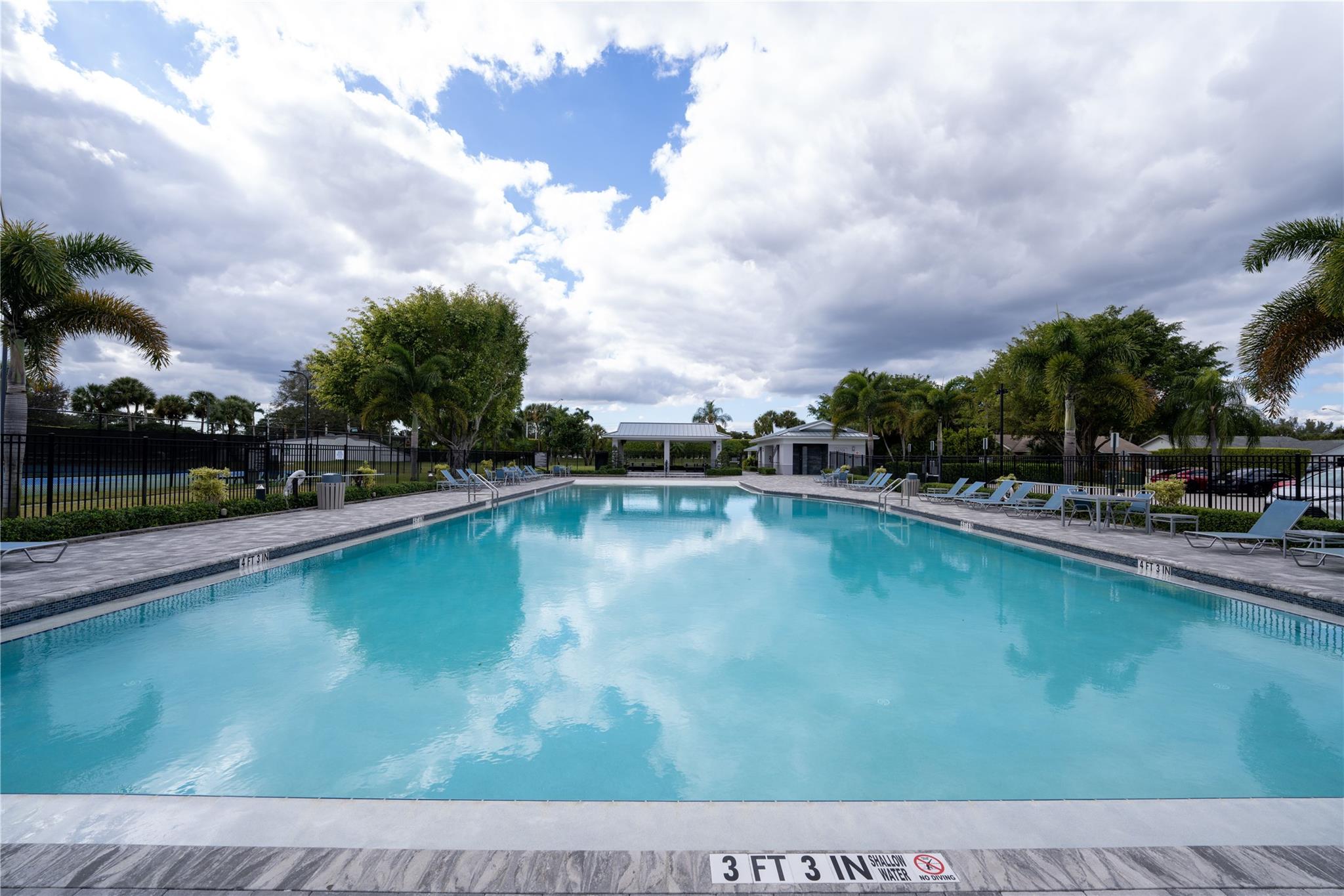 19667 Delaware Circle, Boca Raton, FL 33434