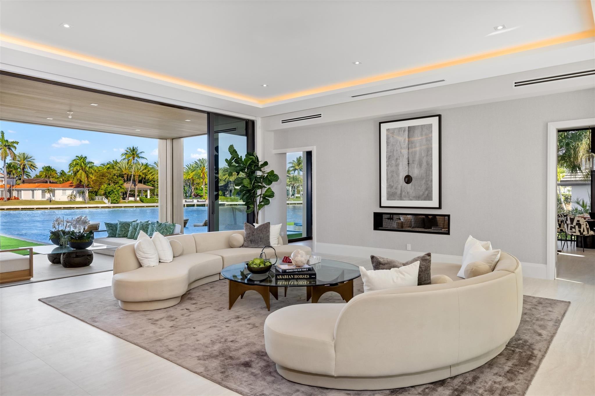 32 Seneca Road, Fort Lauderdale, FL 33308